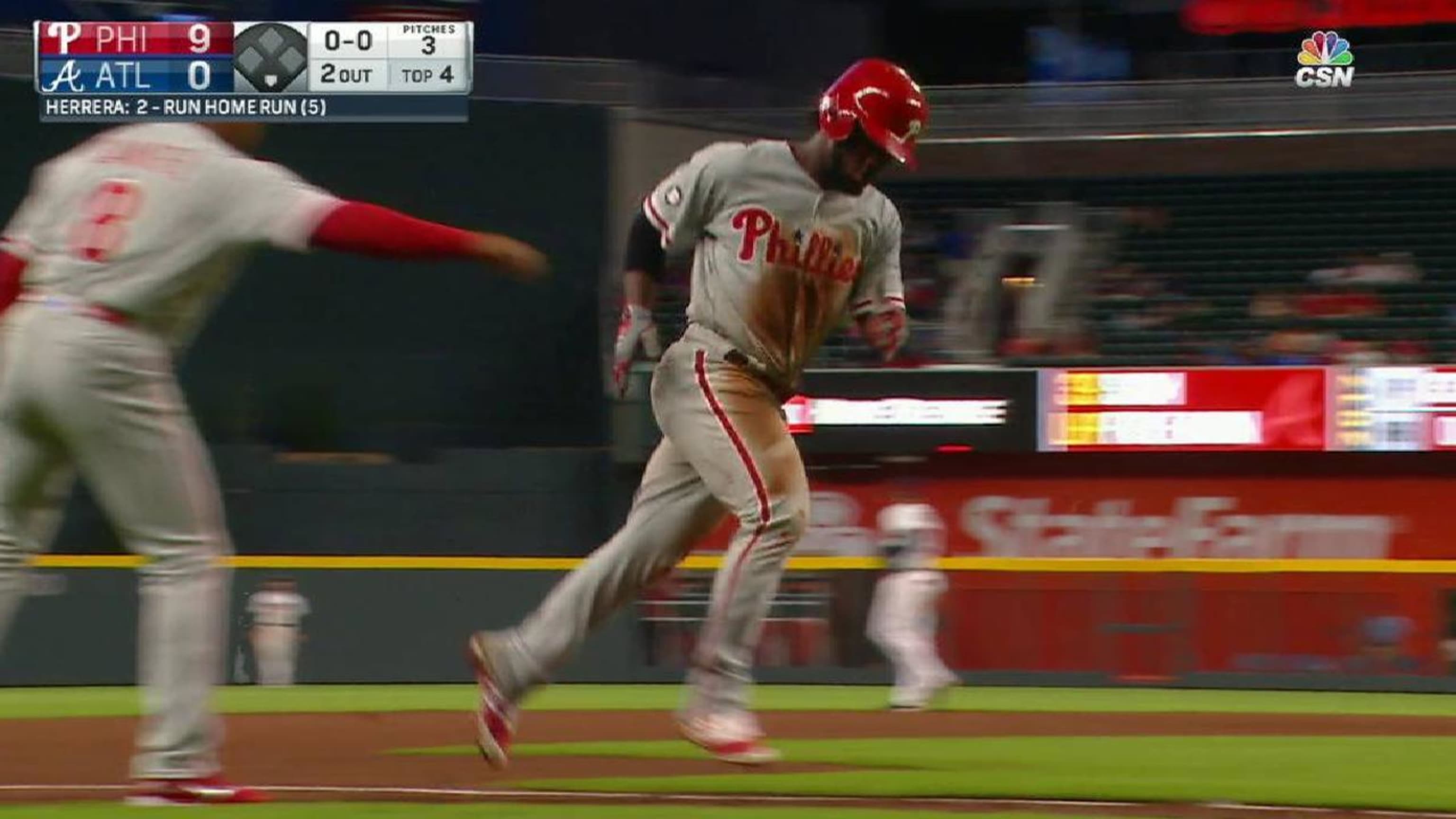 Odubel Herrera Made One of the Greatest Catches in Citizens Bank