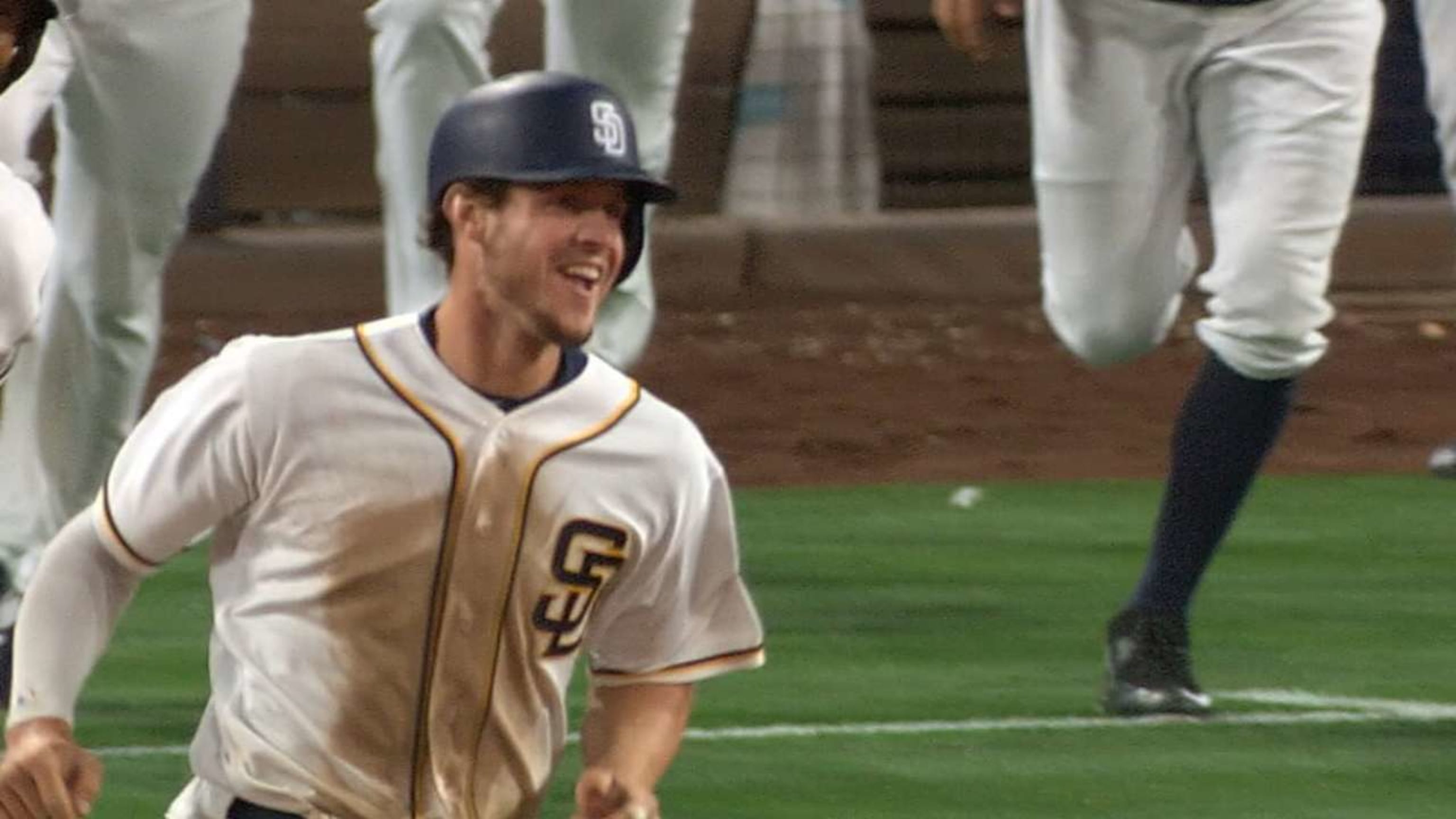 Padres, Wil Myers agree to new contract