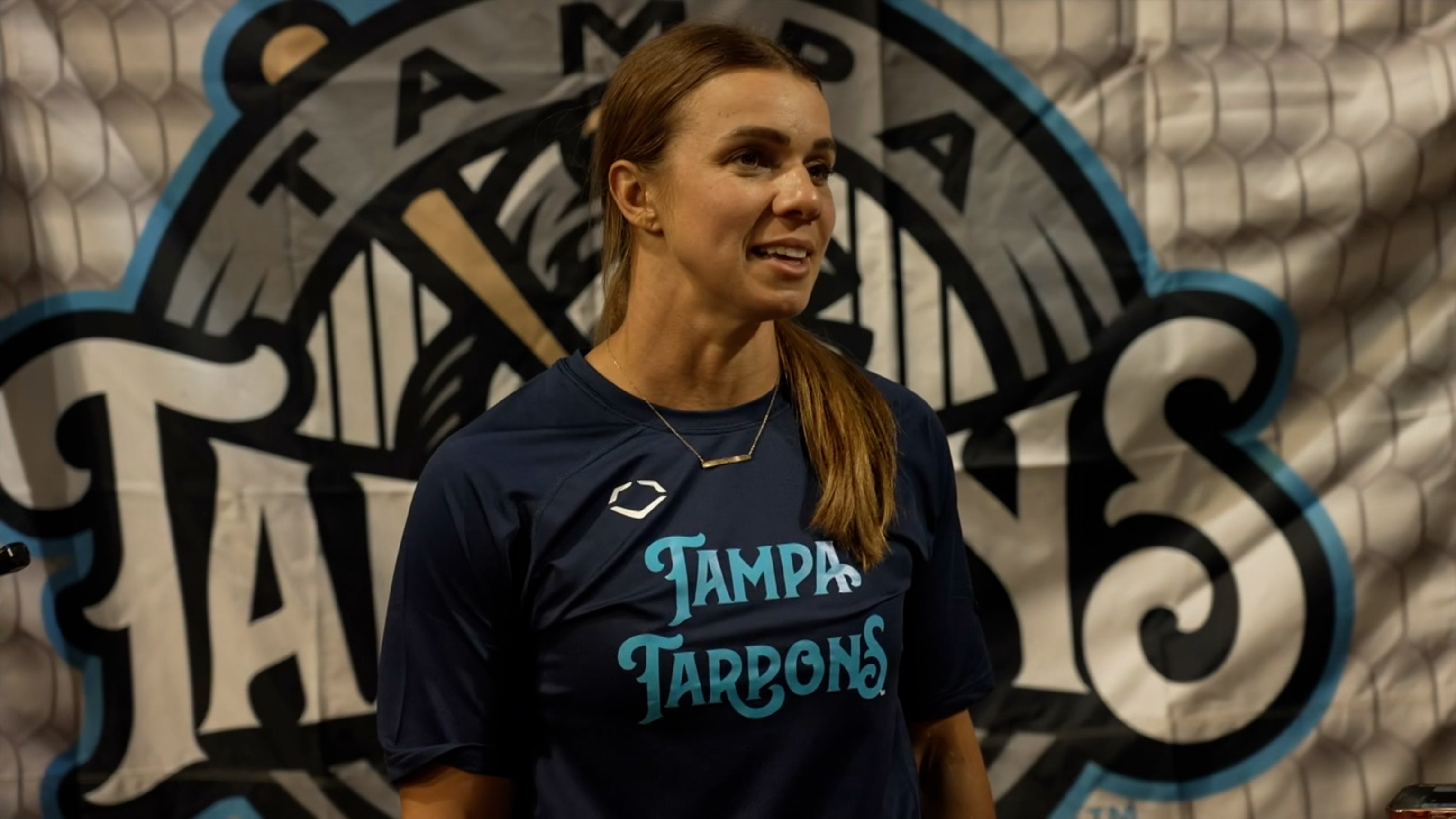 Rachel Balcovec, first female manager, wins Tarpons debut
