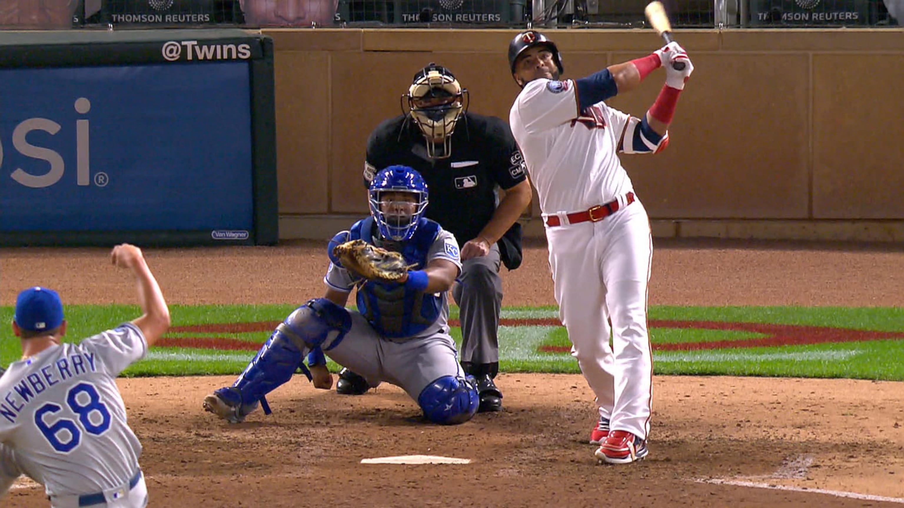 Segundo HR del juego para Cruz