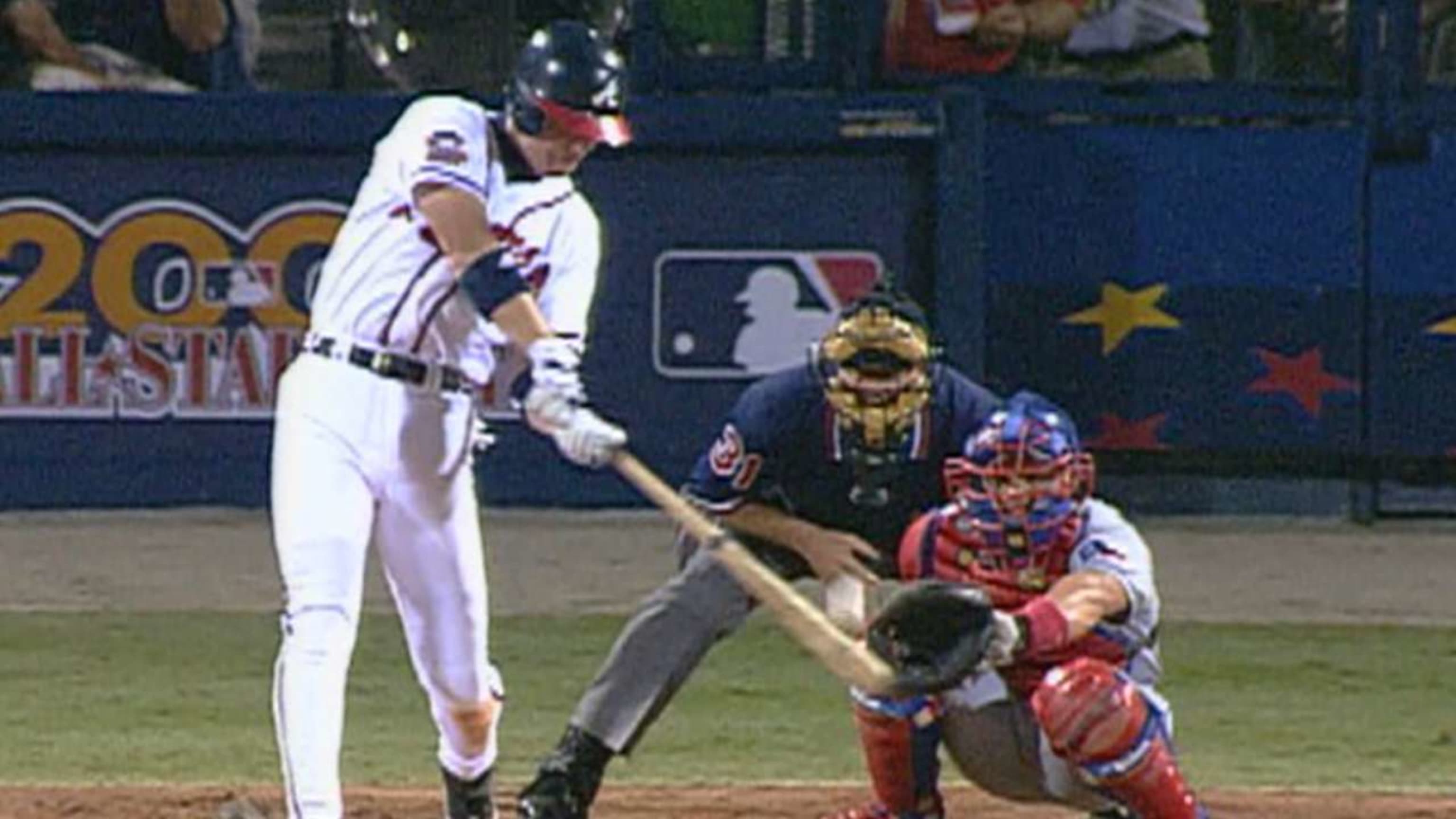 Chipper's hometown homer ties it