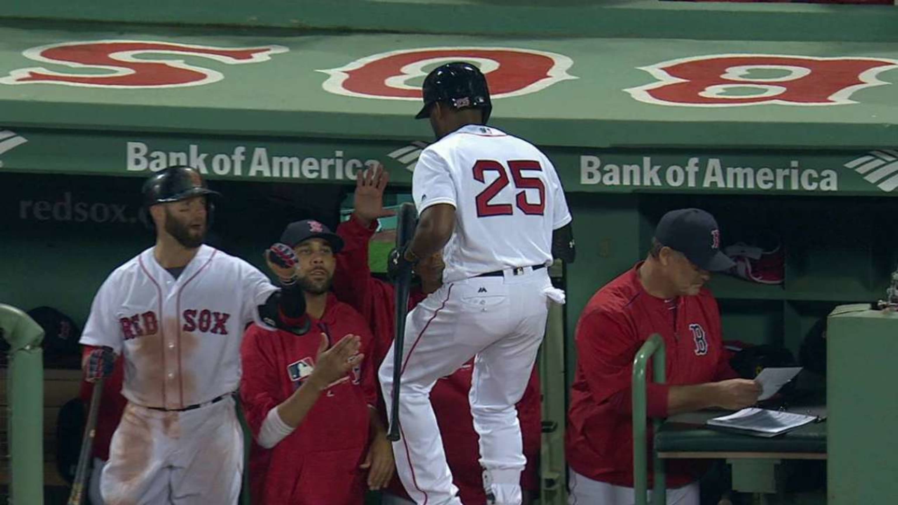 Jackie Bradley Jr. gets payback on Red Sox with 2 hits in Fenway