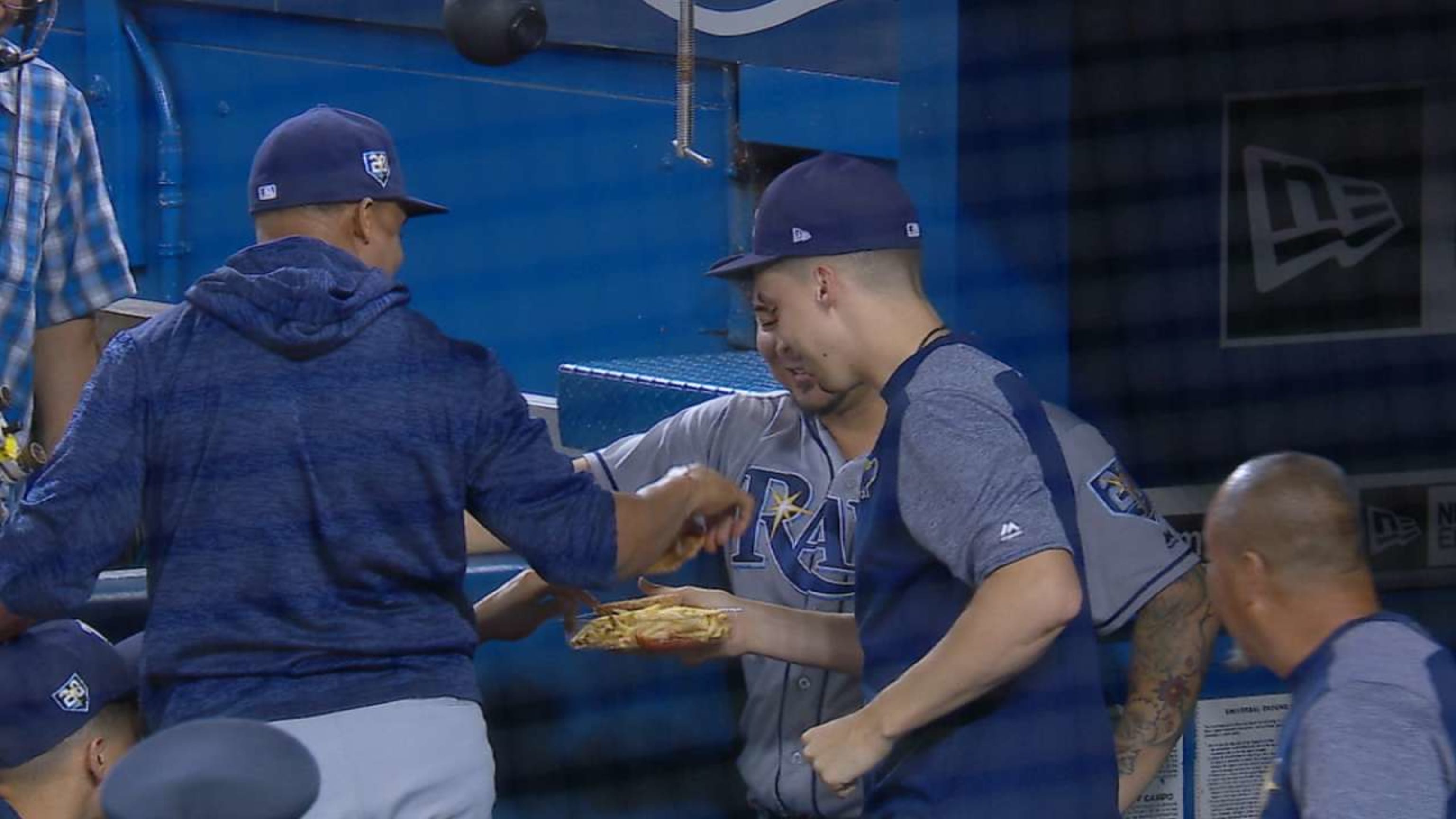 Blake Snell negotiated his own trade with a fan: A baseball for some fresh  chicken tenders | MLB.com