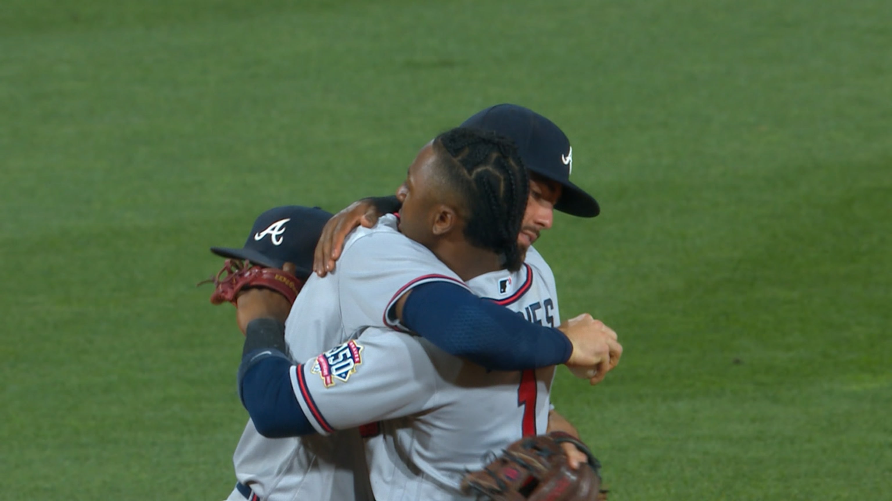 Marcell Ozuna's grand slam sets tone as Braves hits six homers