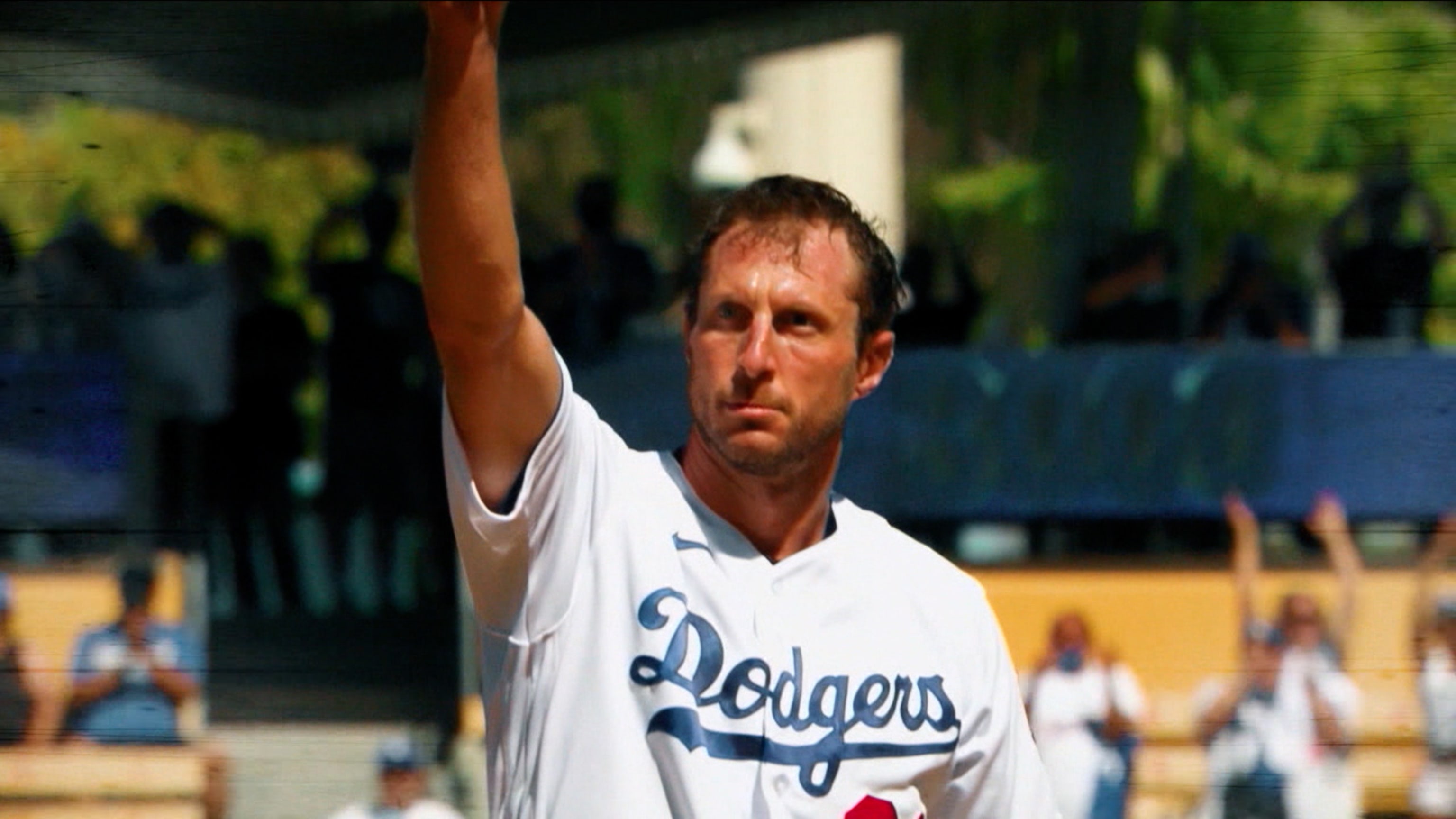 Dodgers' Max Scherzer likely staying for the long term