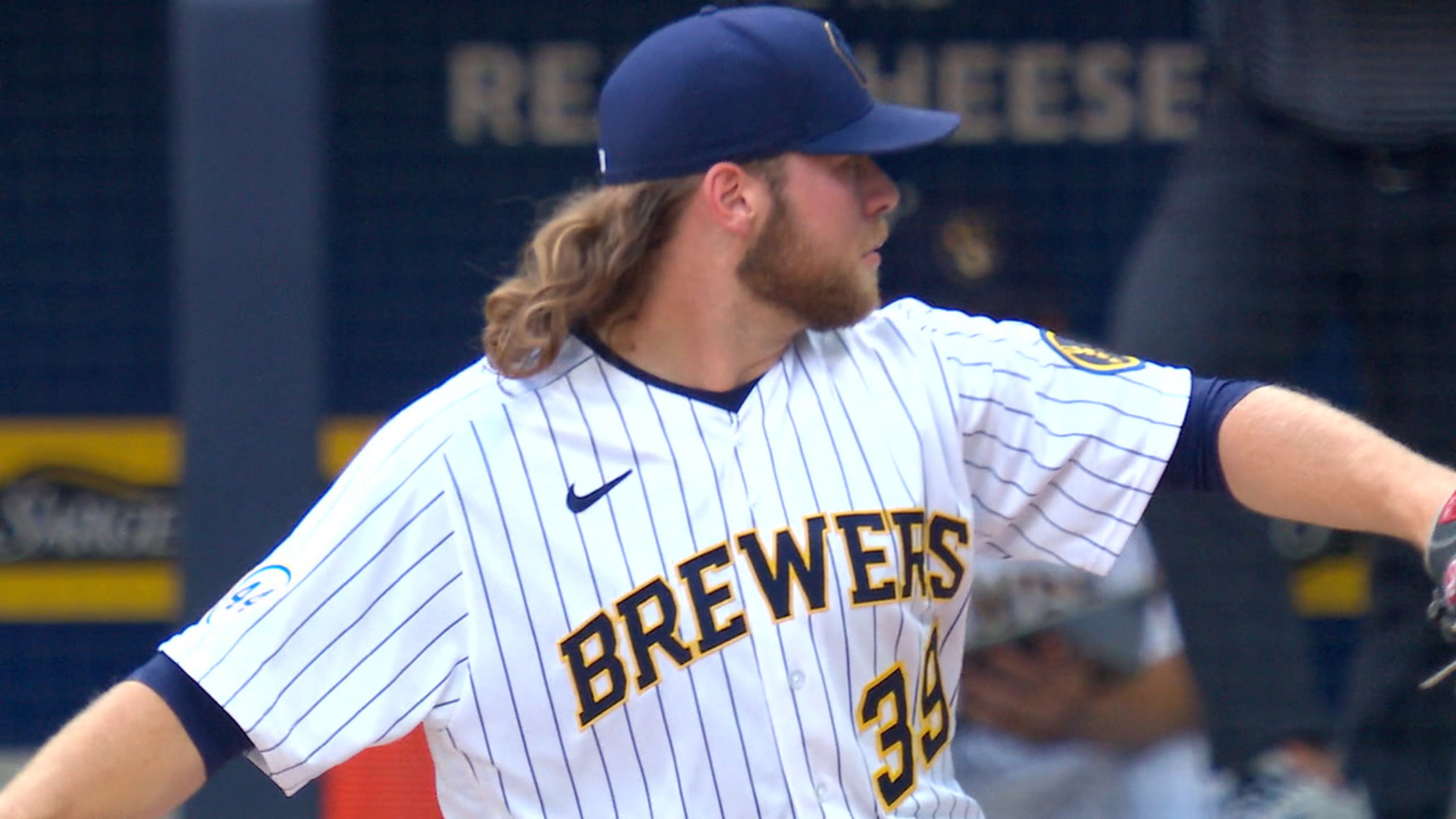 Corbin Burnes rejoins Brewers