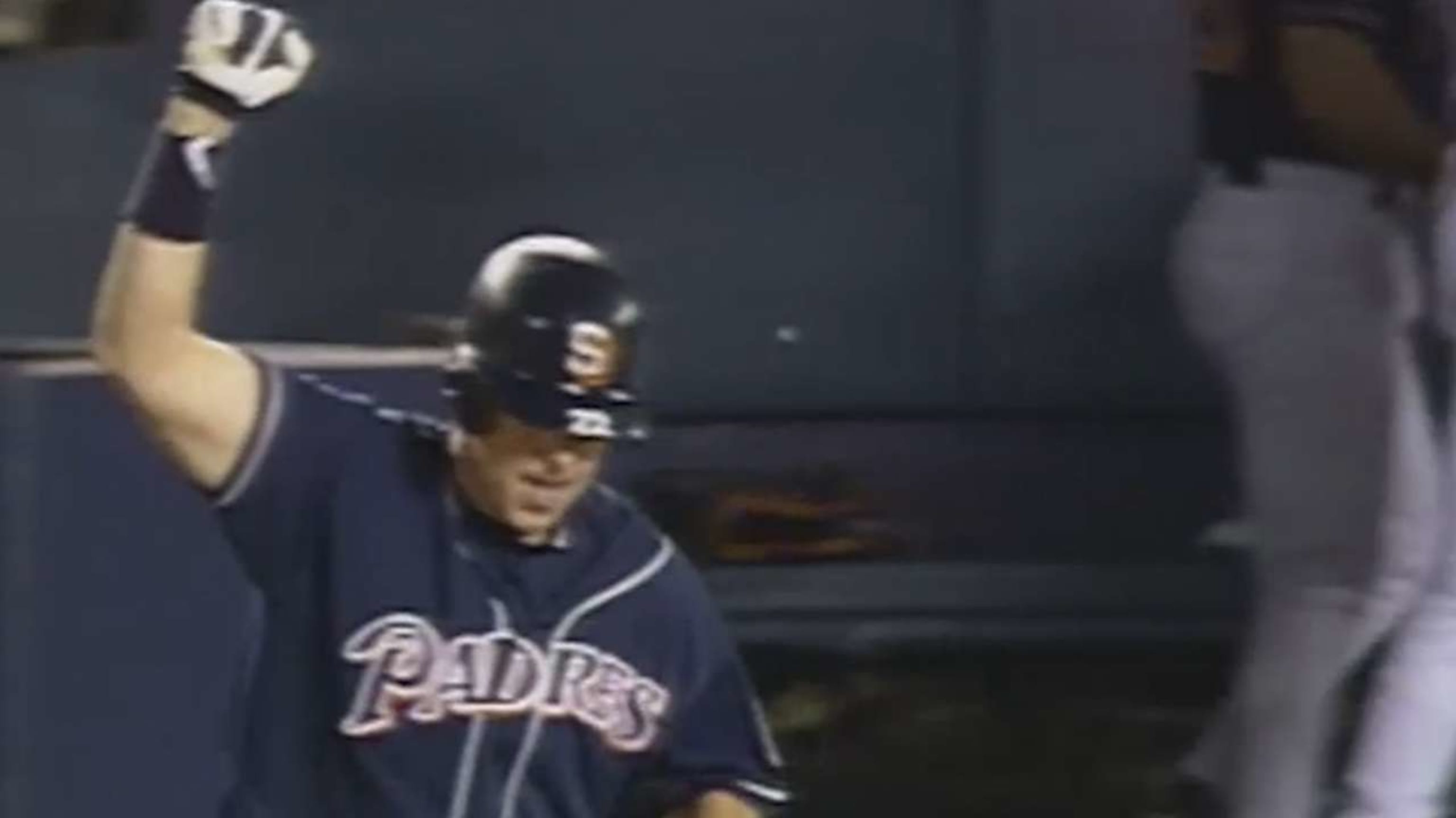 Joyner's two-run homer