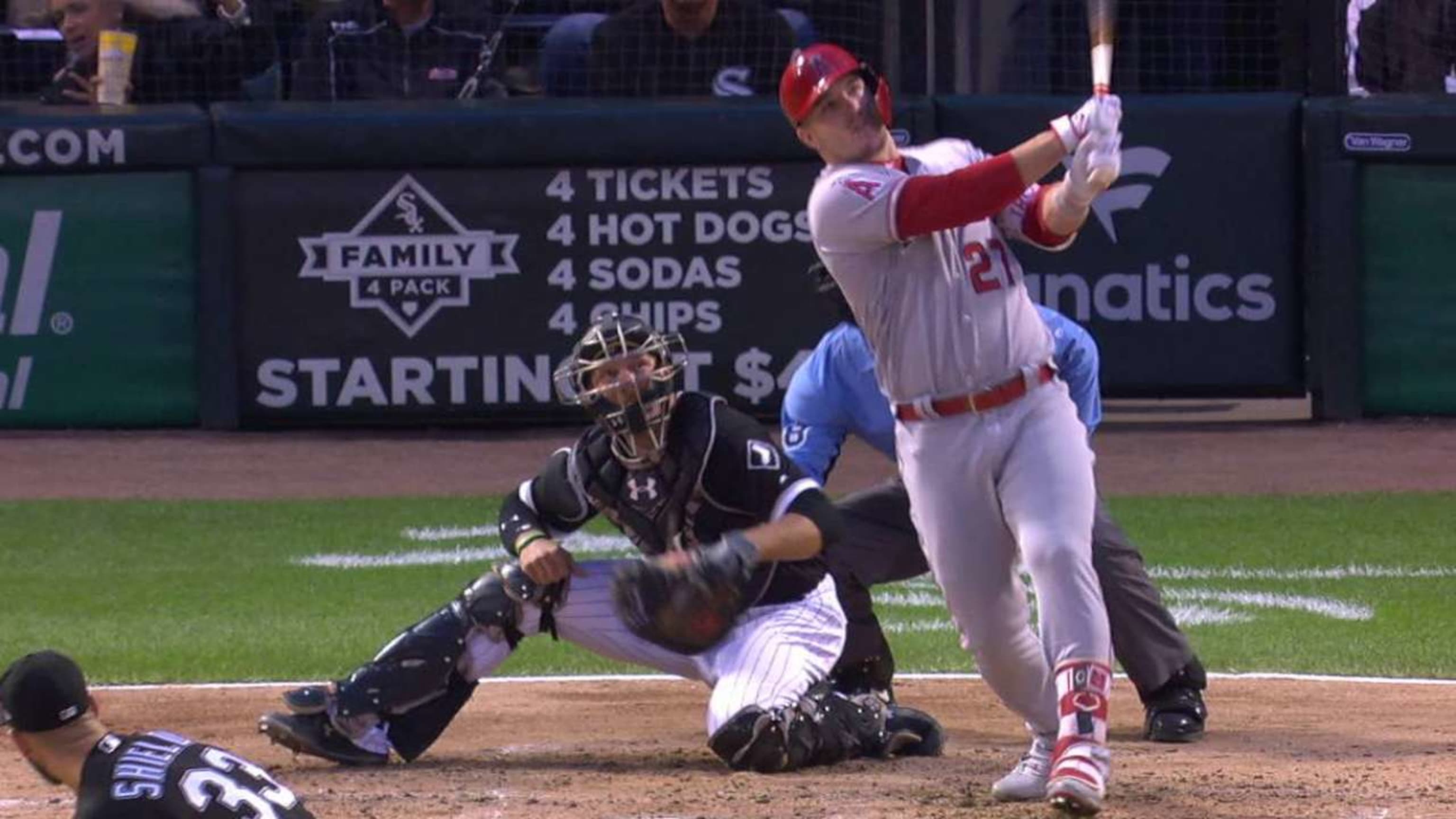 Trout's second homer of game