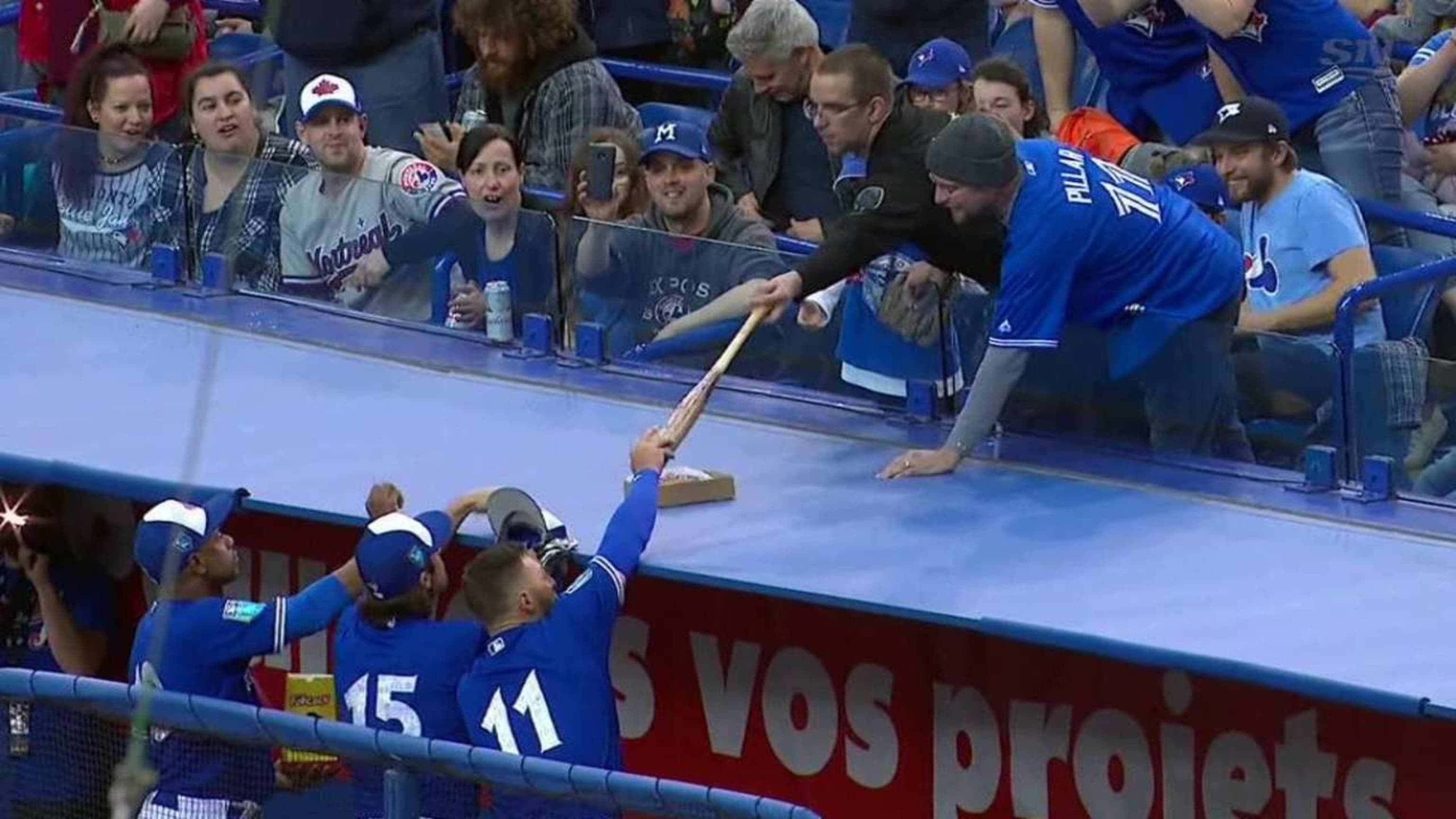 Blue Jays merchandise yanked from Mariners store after players