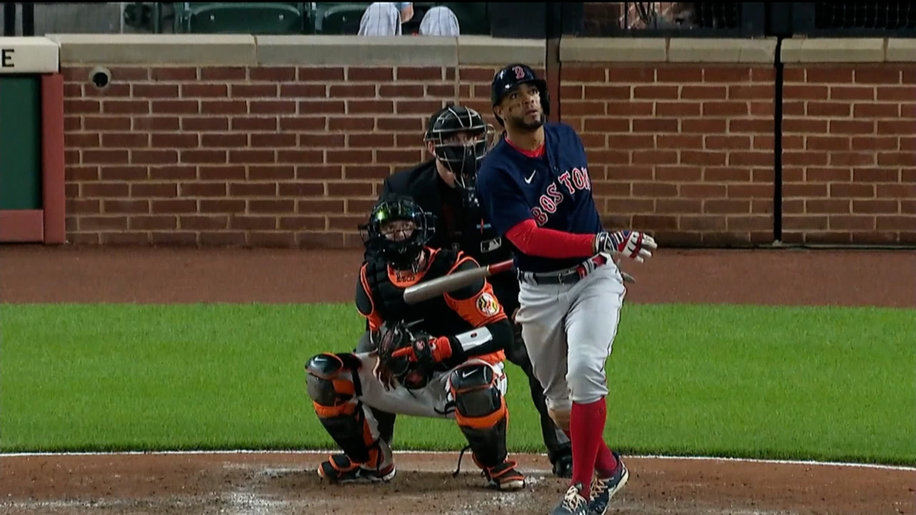 Bogaerts suena HR de 2 carreras