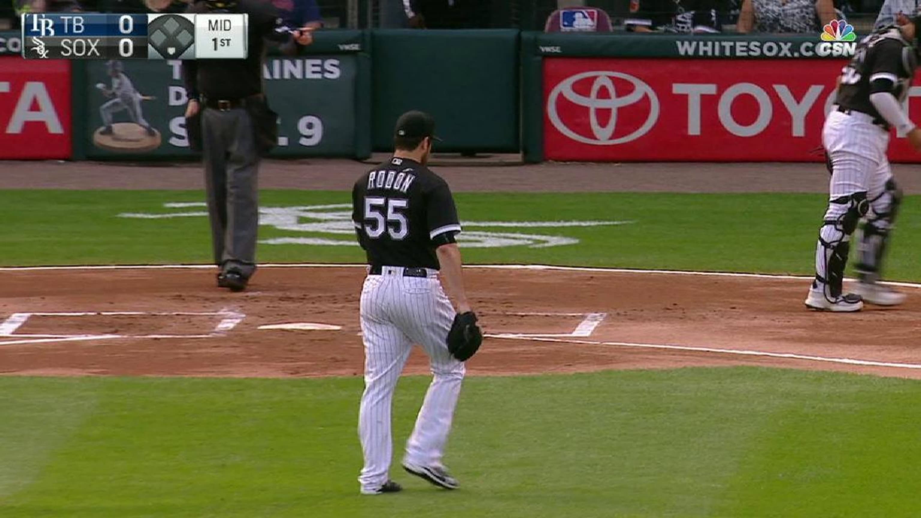 Carlos Rodon Undergoes Left Shoulder Surgery