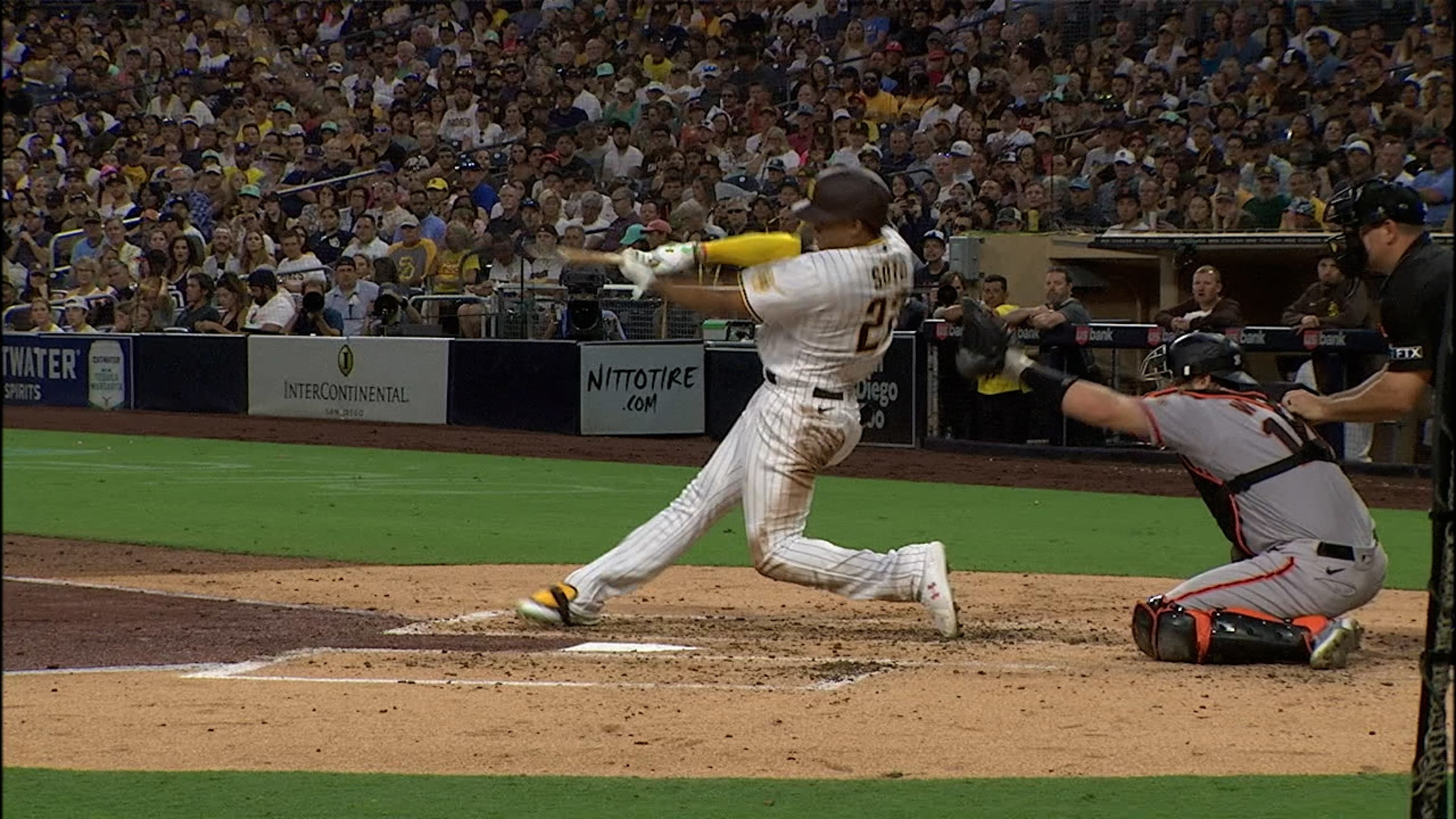 Juan Soto sacude HR solitario