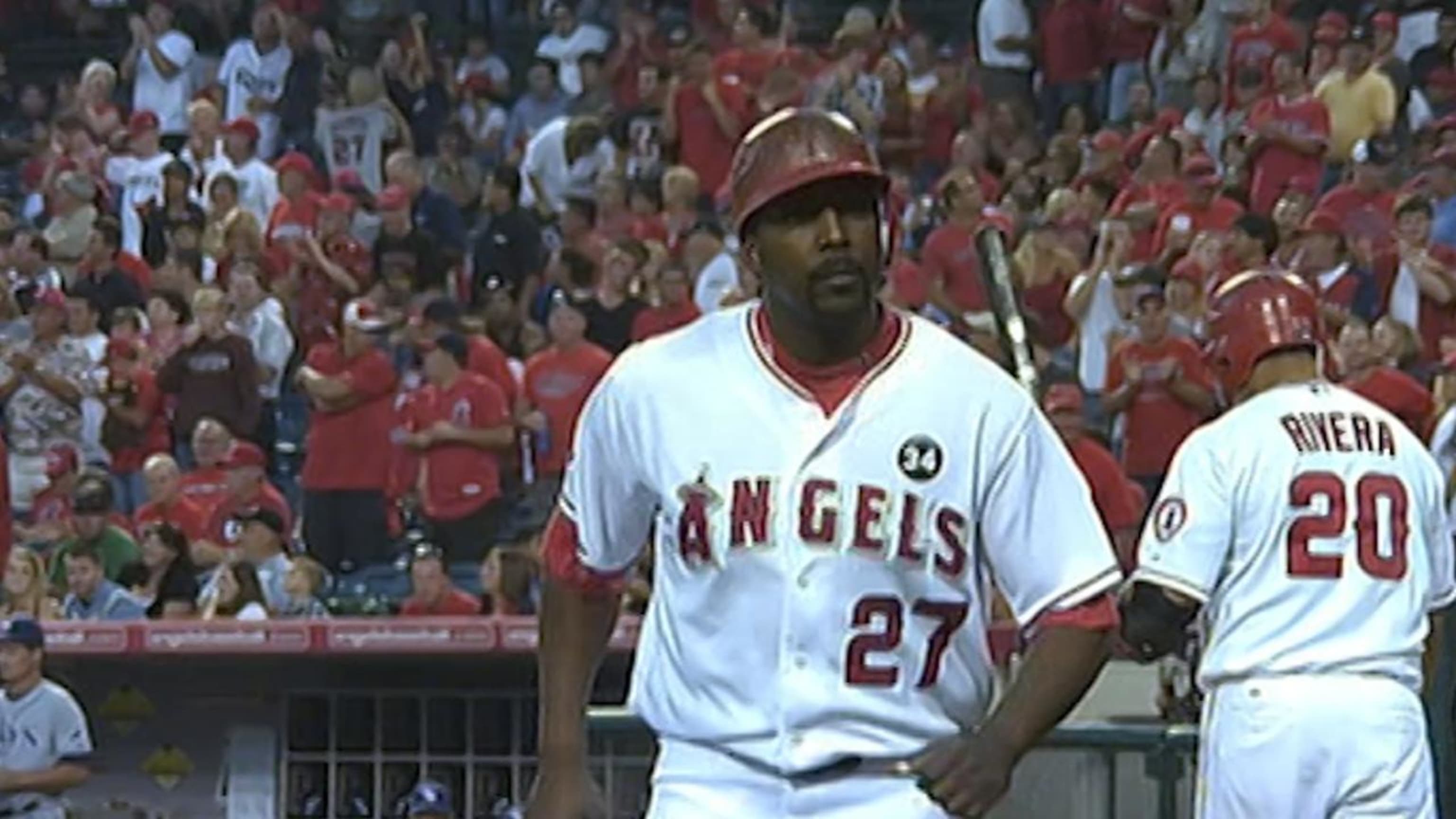 Vlad pega 2 HR para llegar a 400