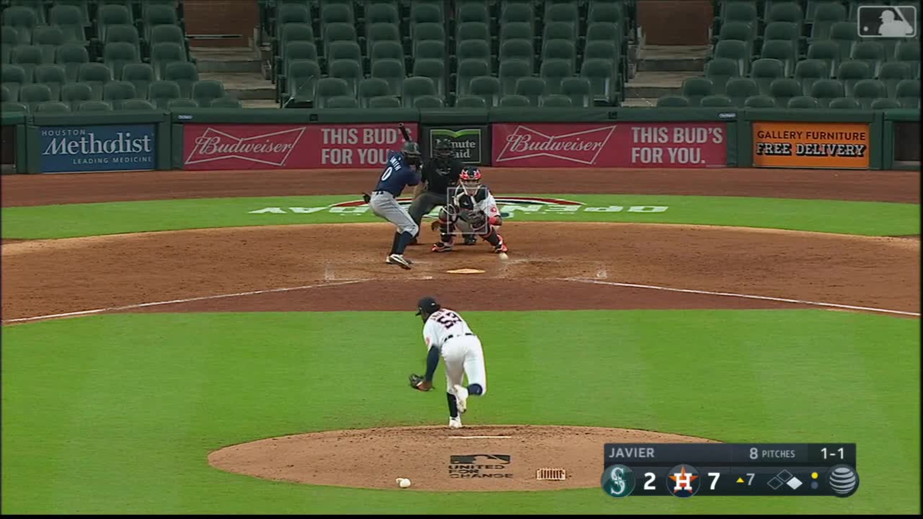 Javier swinging strike to Smith