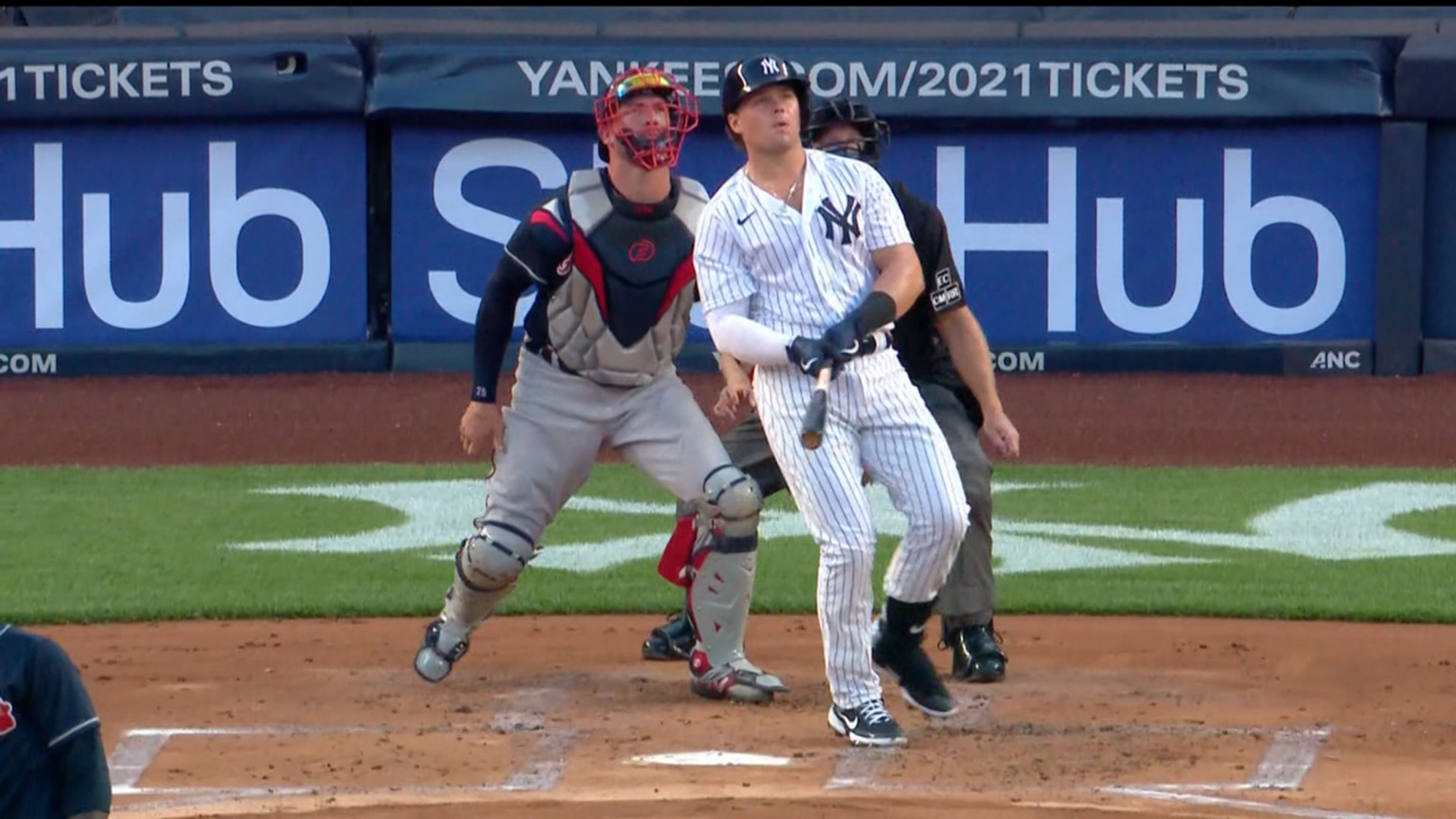 Luke Voit pega HR de tres carreras