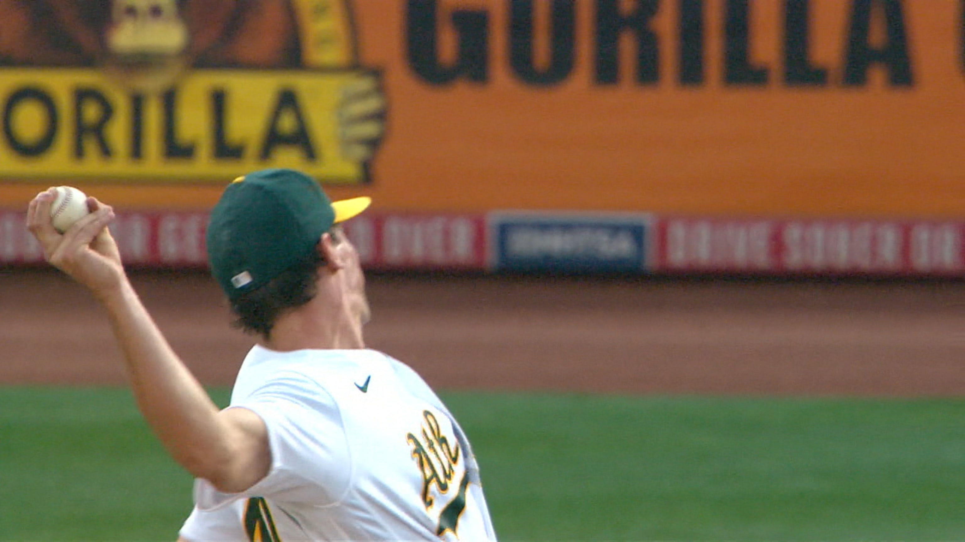 Bassitt lanza joya de pitcheo