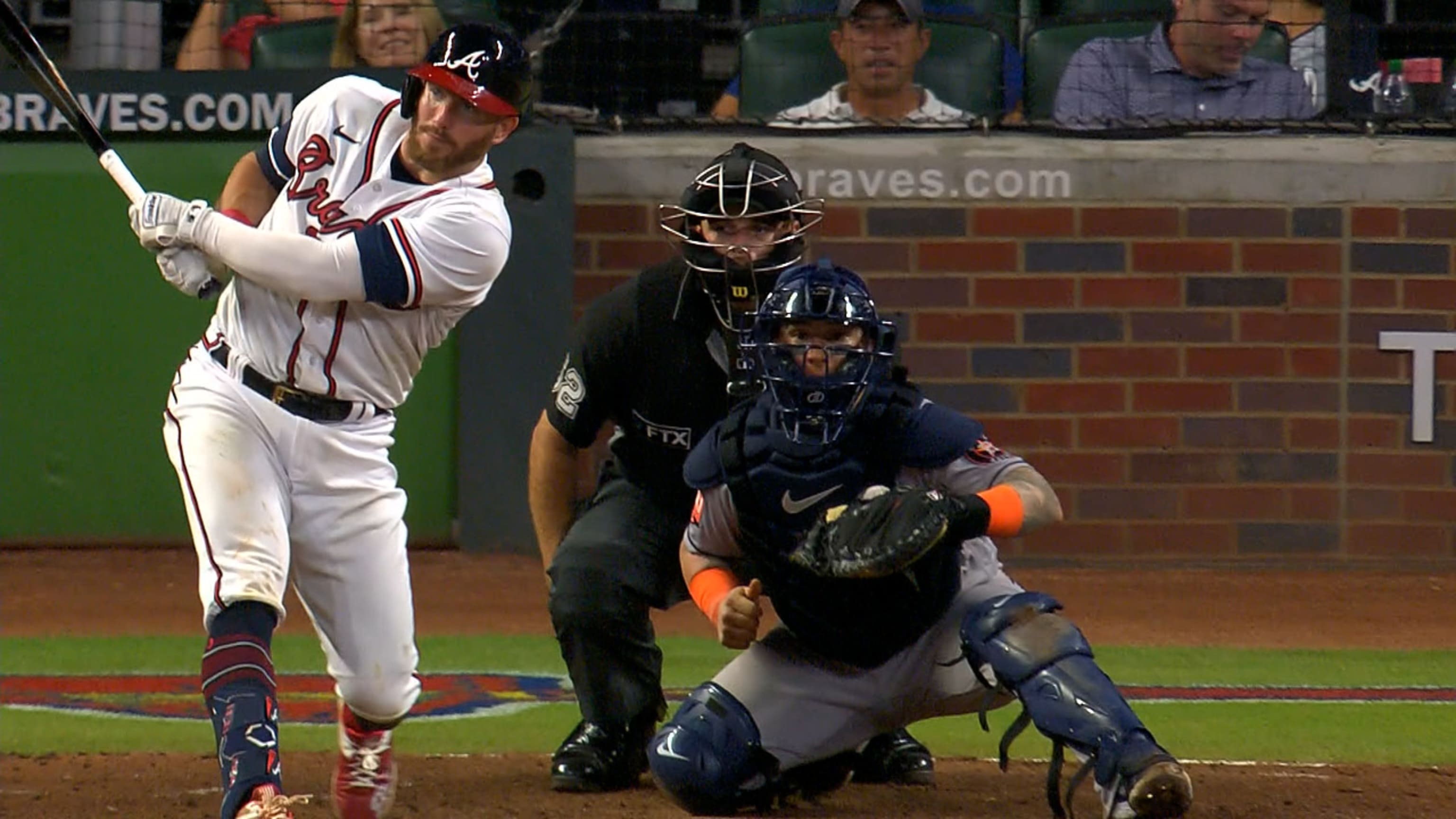 Olson's check-swing double in 11th helps Braves top Astros