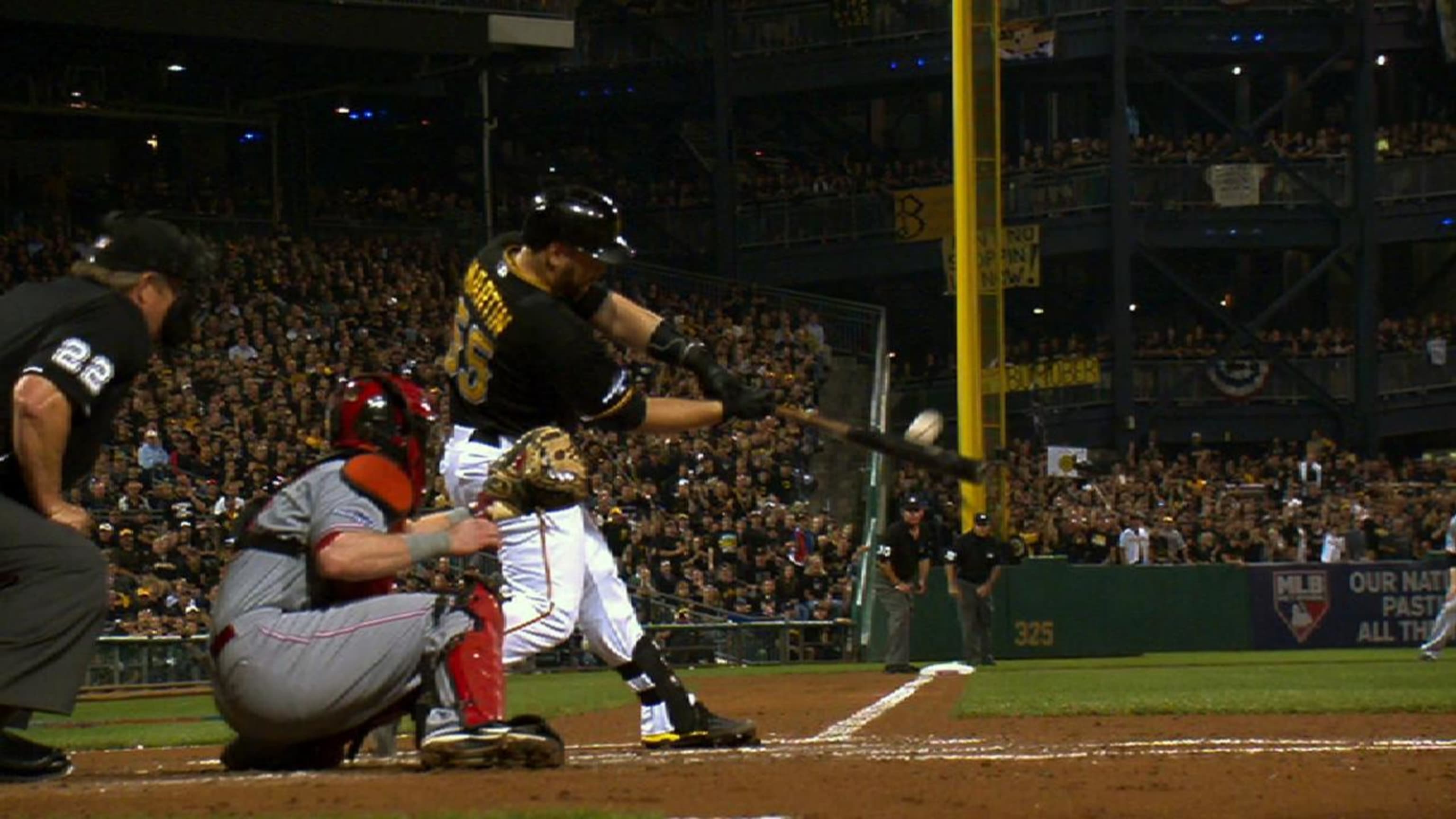 Russell Martin hits two homers as Pirates win NL wild-card game