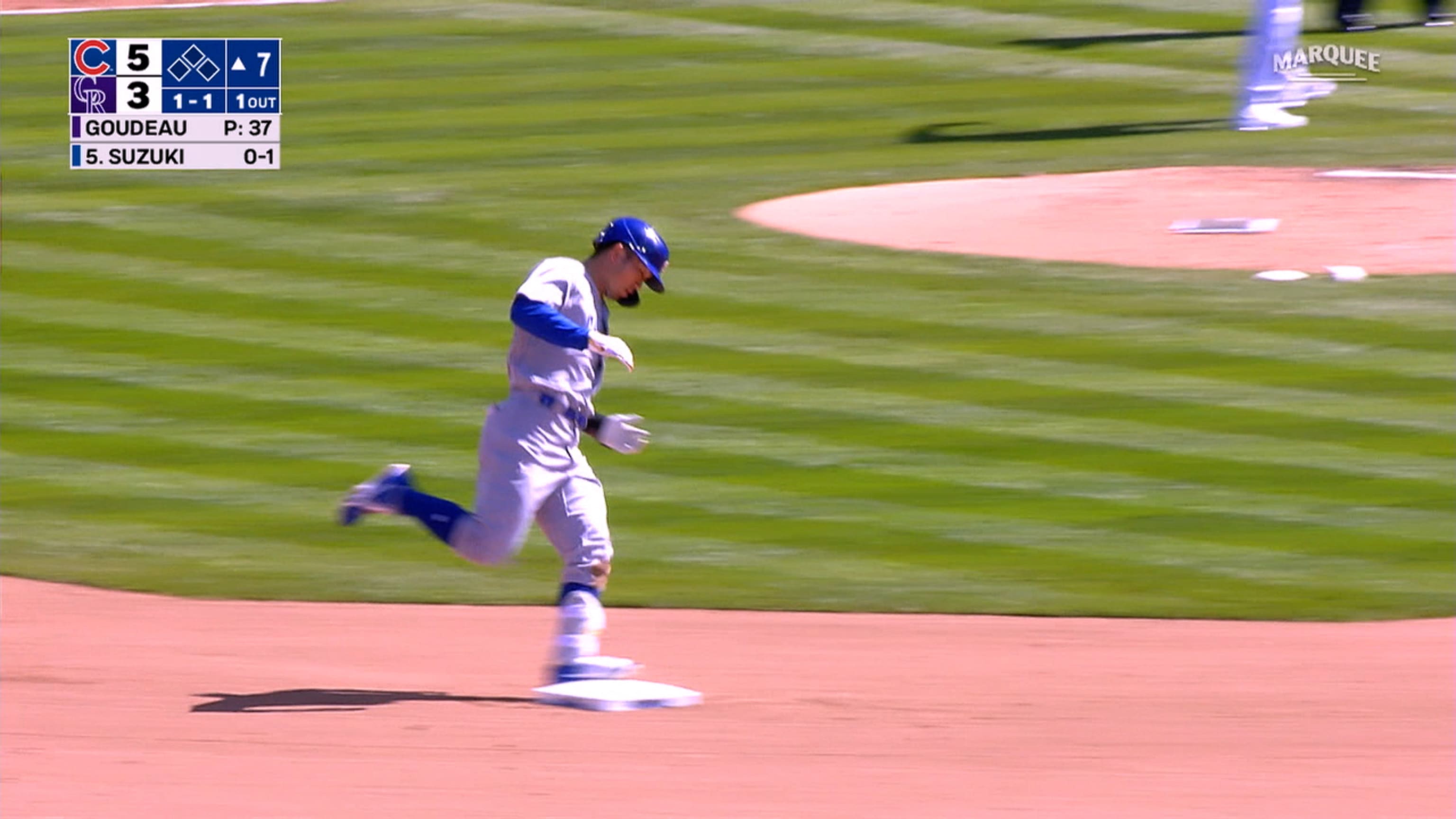 HR solitario de Seiya Suzuki 