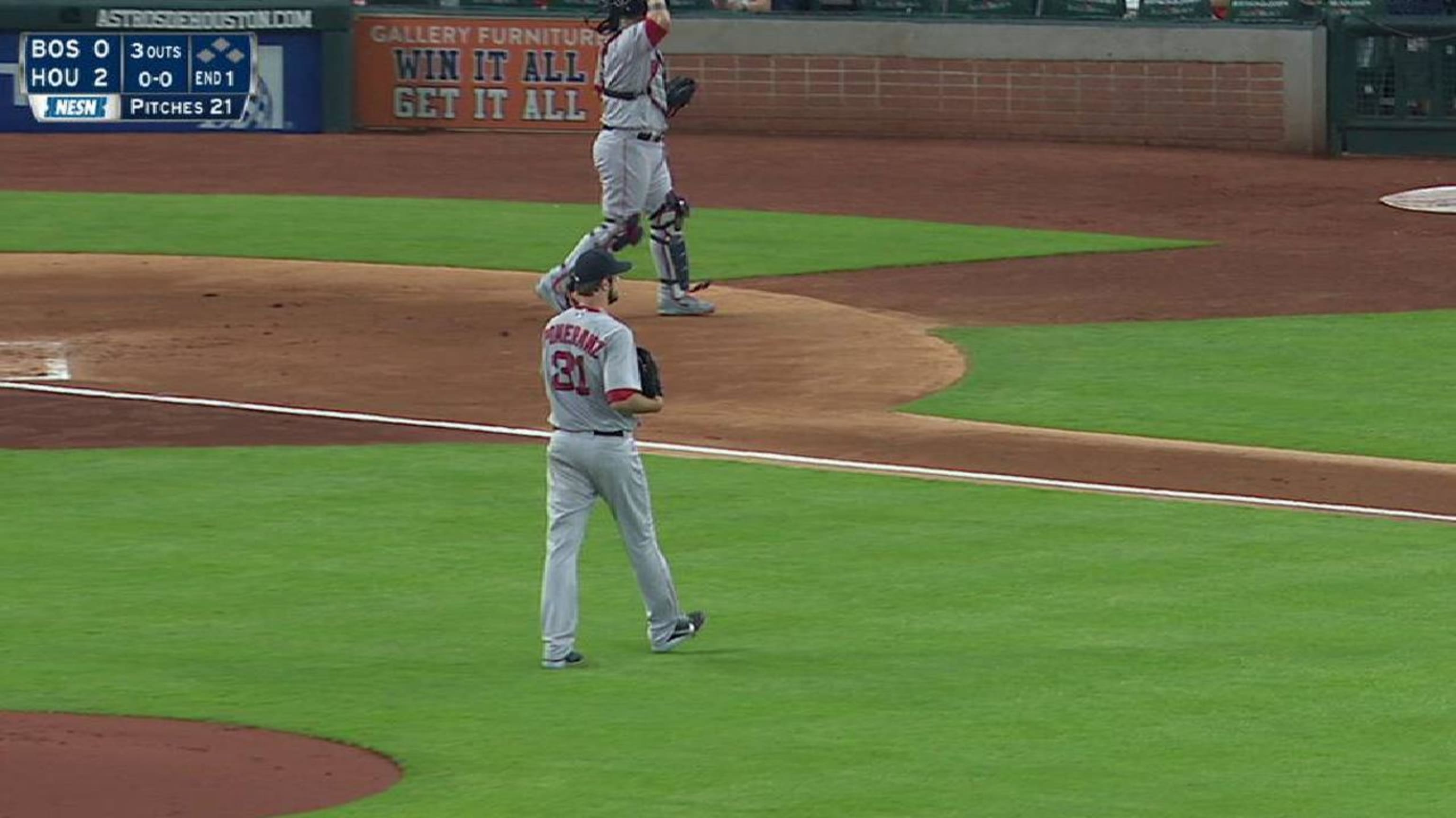 Pomeranz fans Davis
