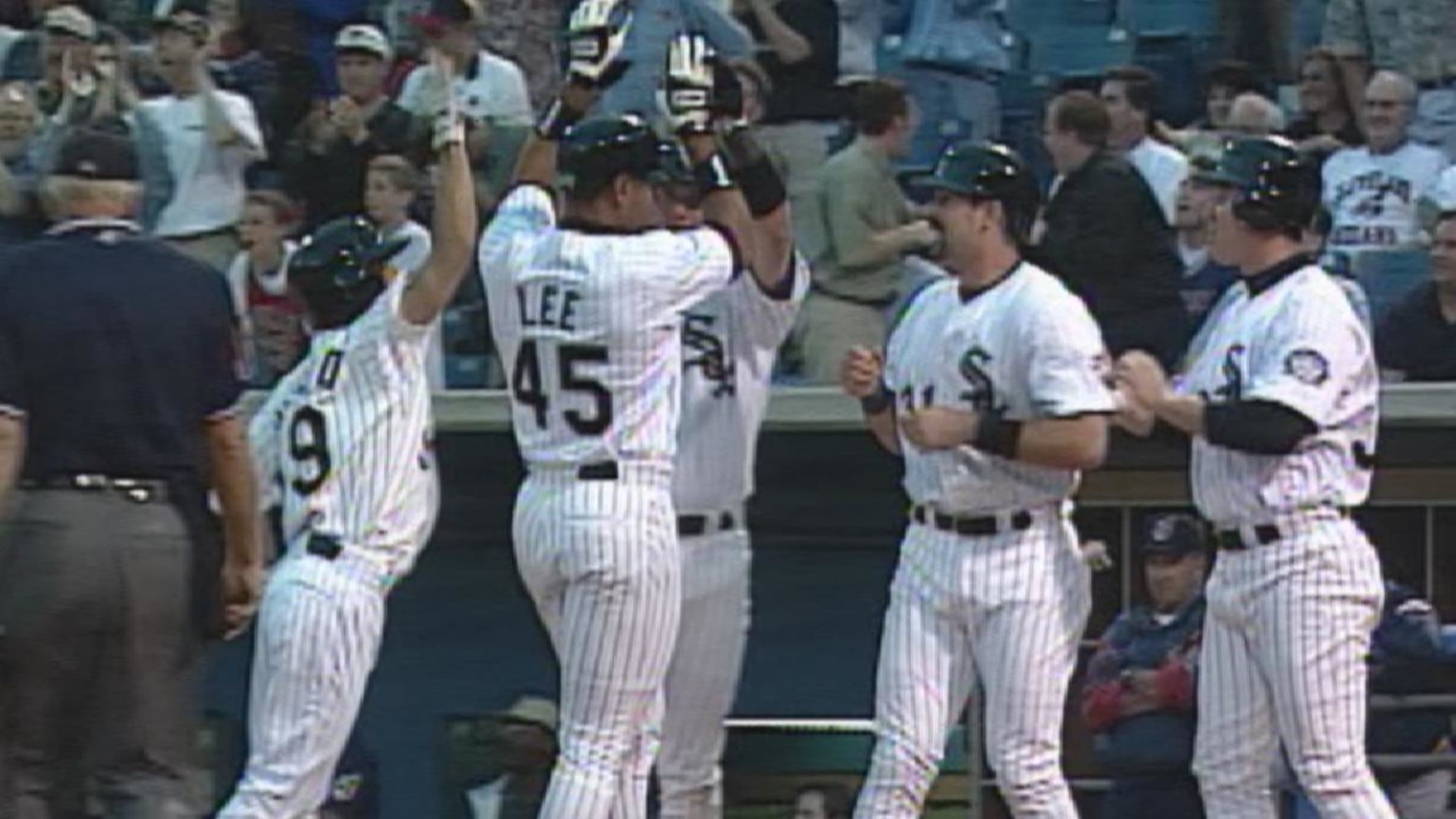 Carlos Lee pega su 1er grand slam