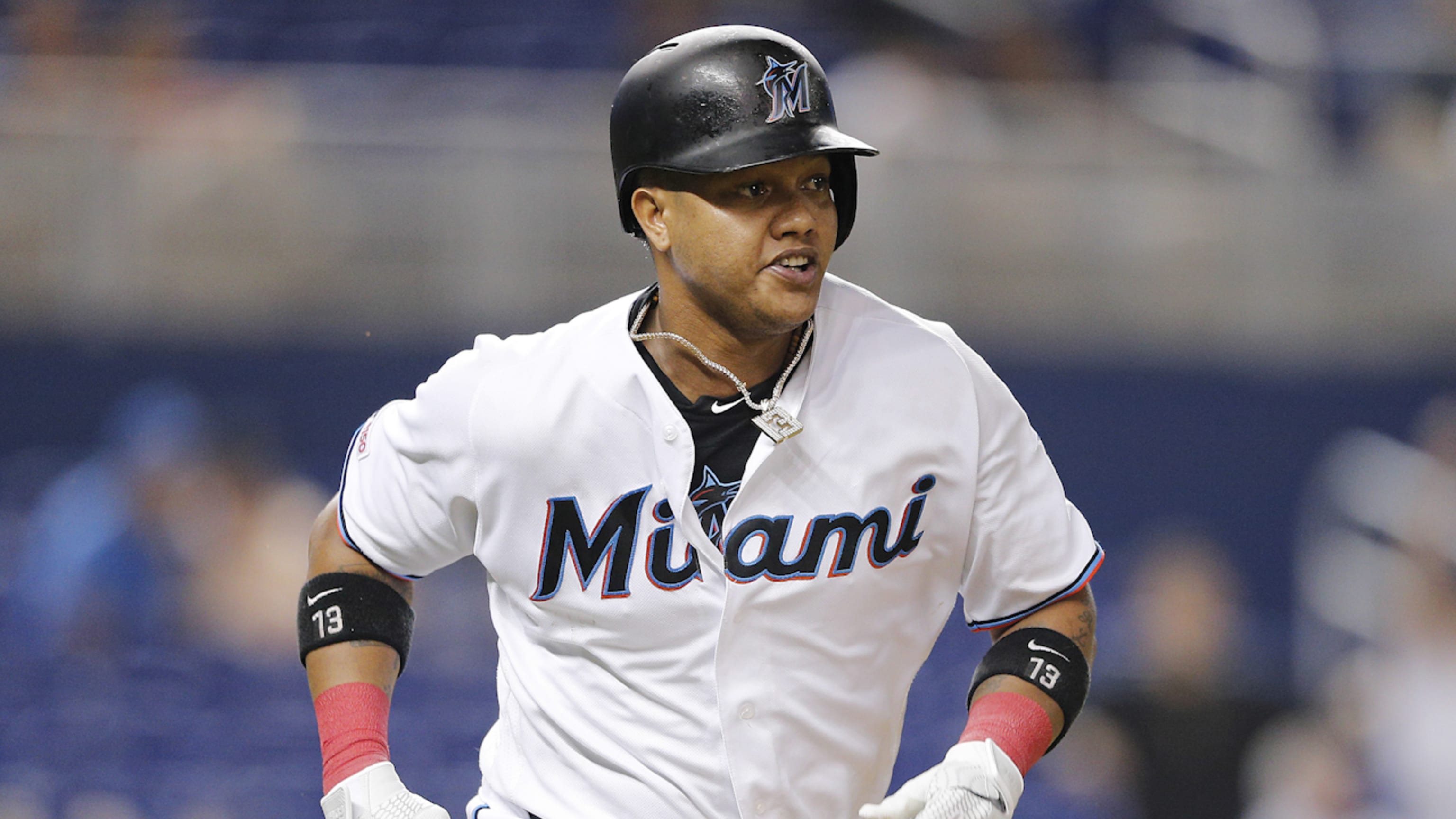 Nationals deal with Starlin Castro