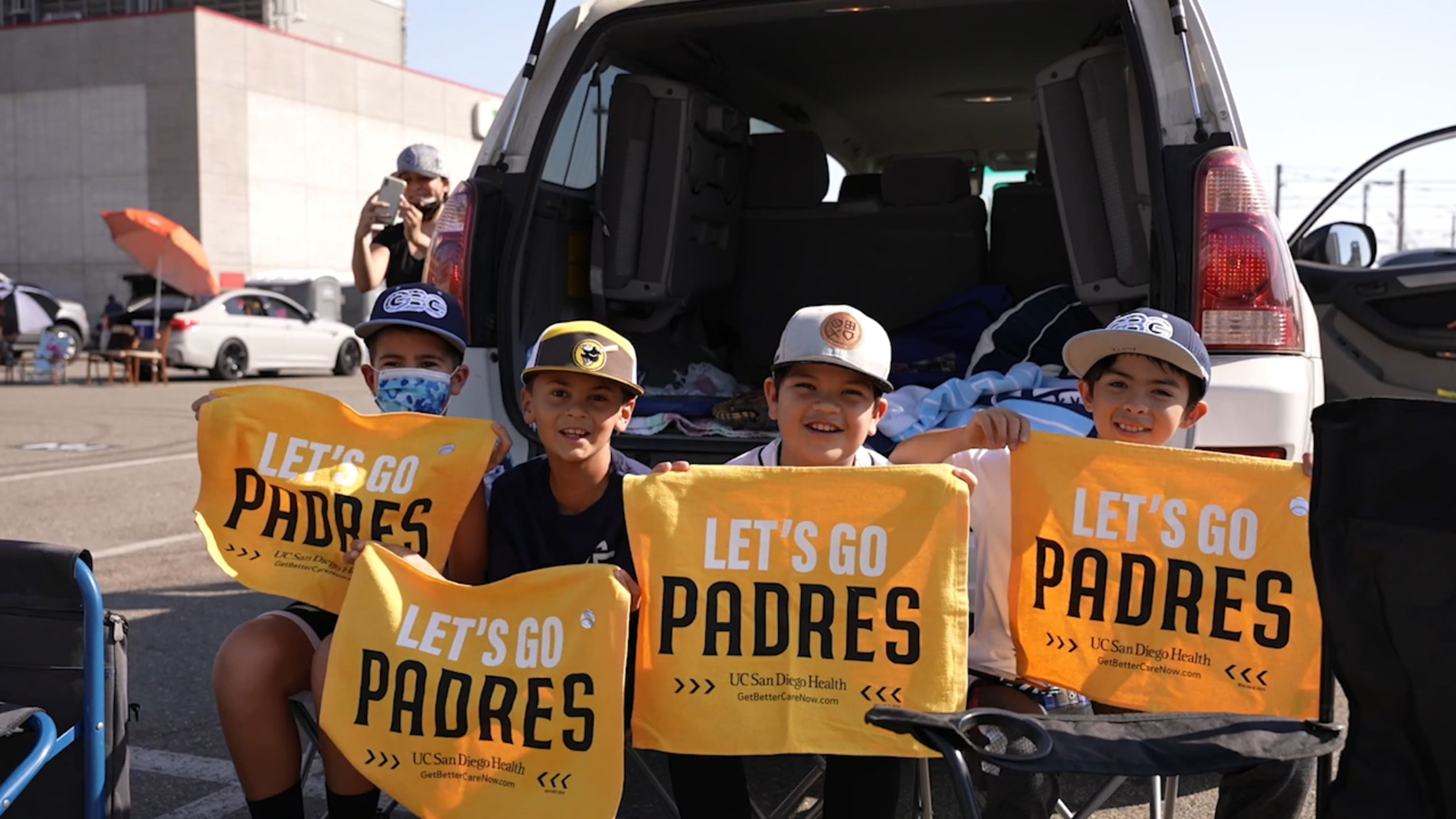 Padres Postseason Drive In Event San Diego Padres