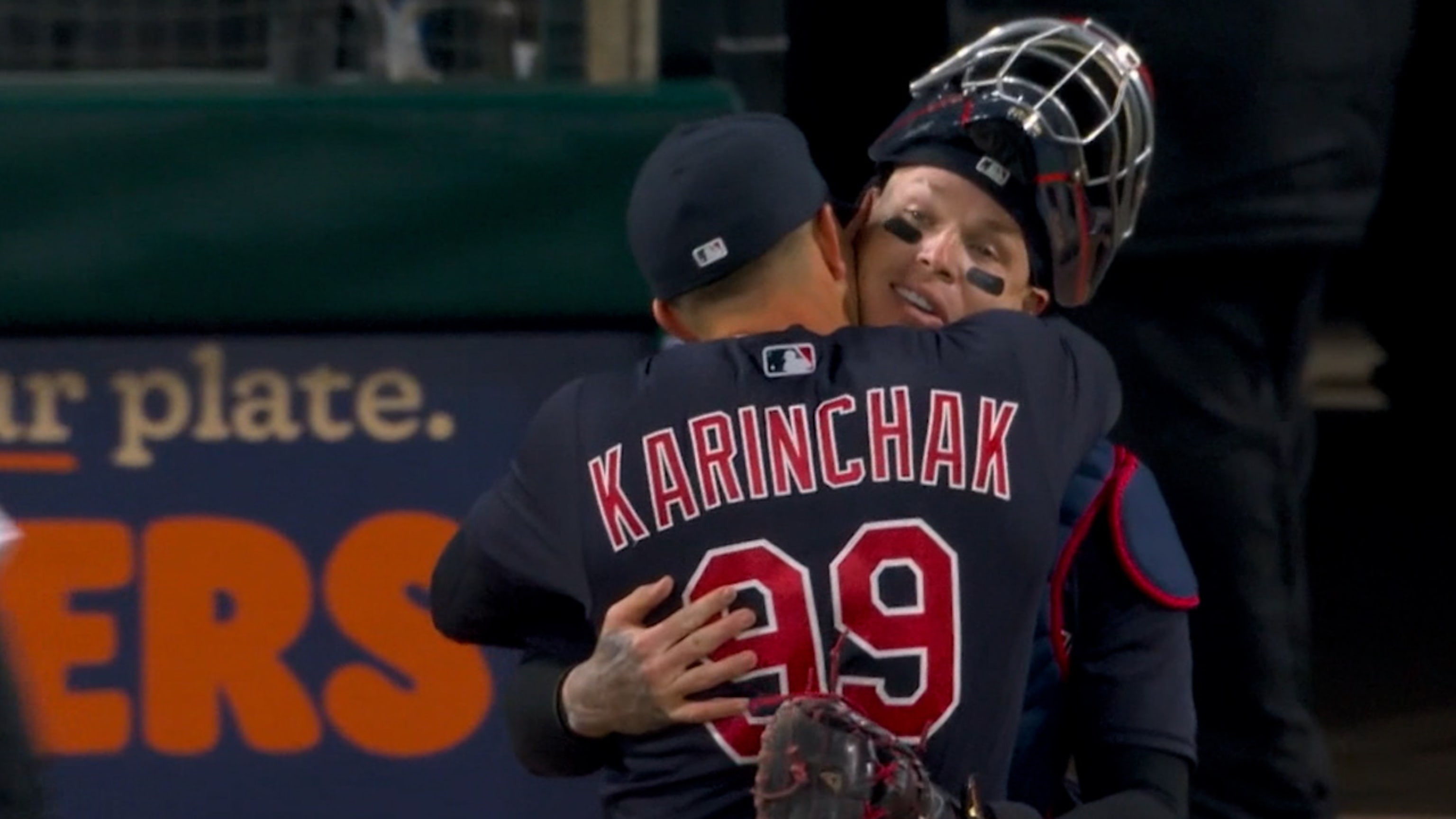 Lucas Giolito Shane Bieber Have Epic Pitchers Duel
