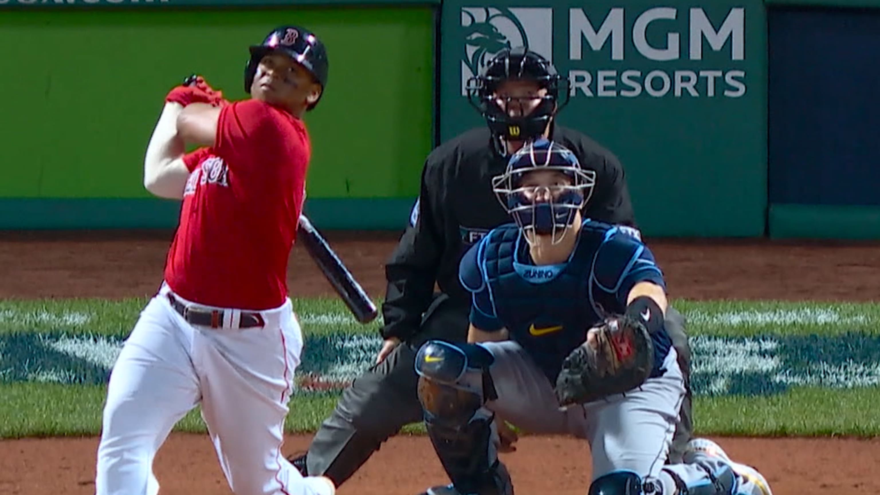 Rafael Devers da HR de 3 rayas