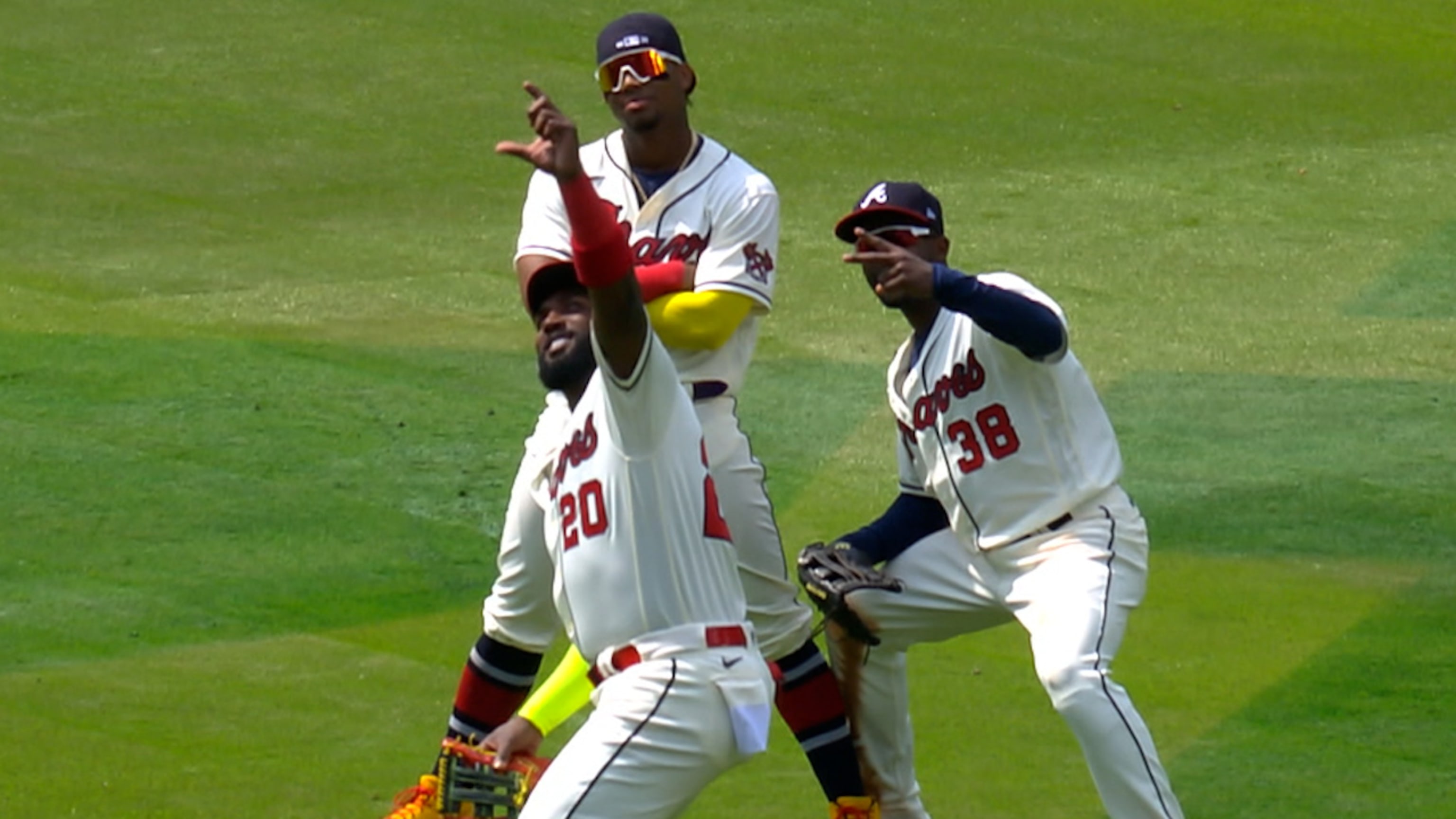 Austin Riley drops fiery warning after Braves slug 5 homers in win vs. Twins