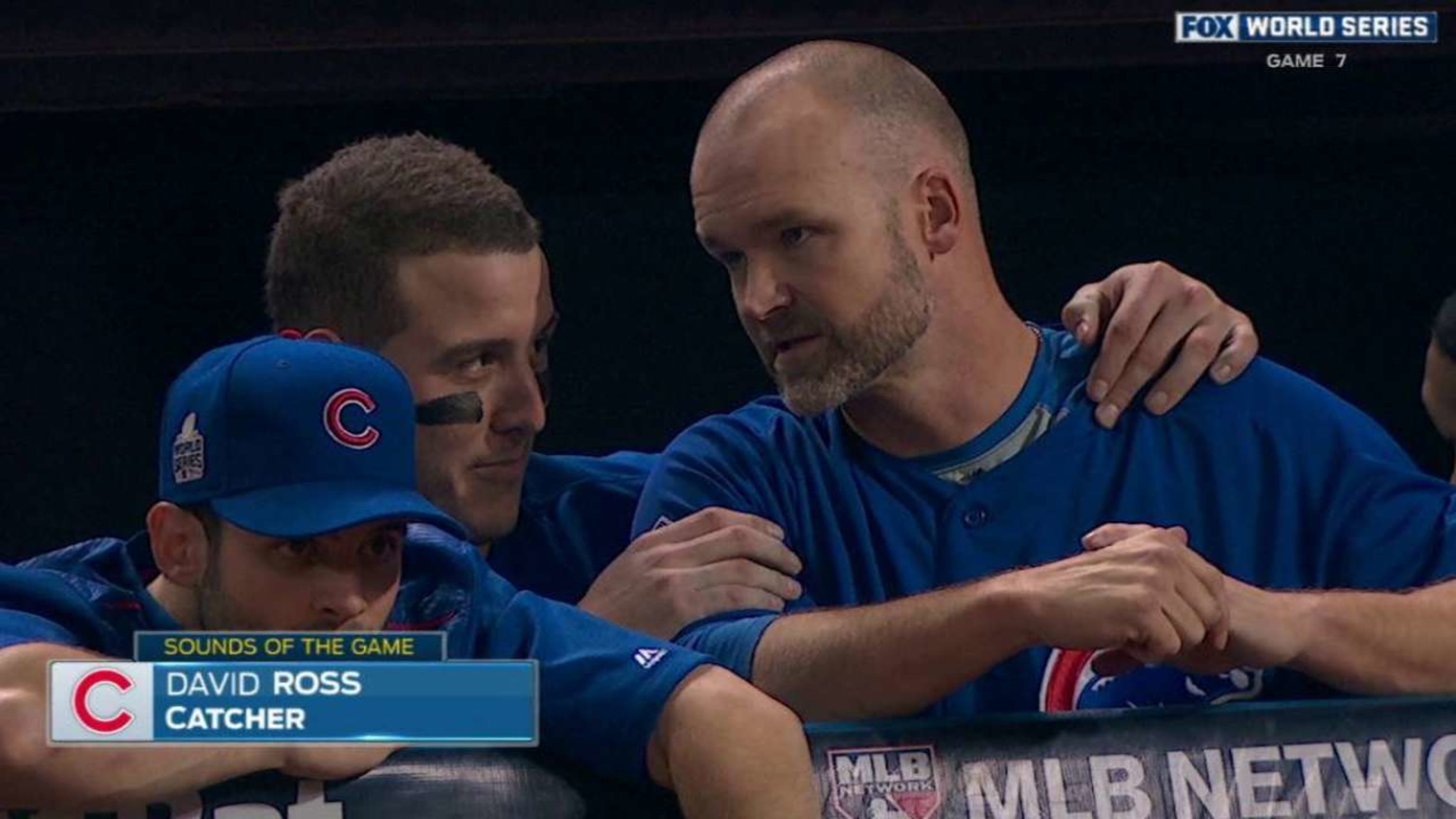 Cubs' David Ross and Anthony Rizzo combine for circus catch in