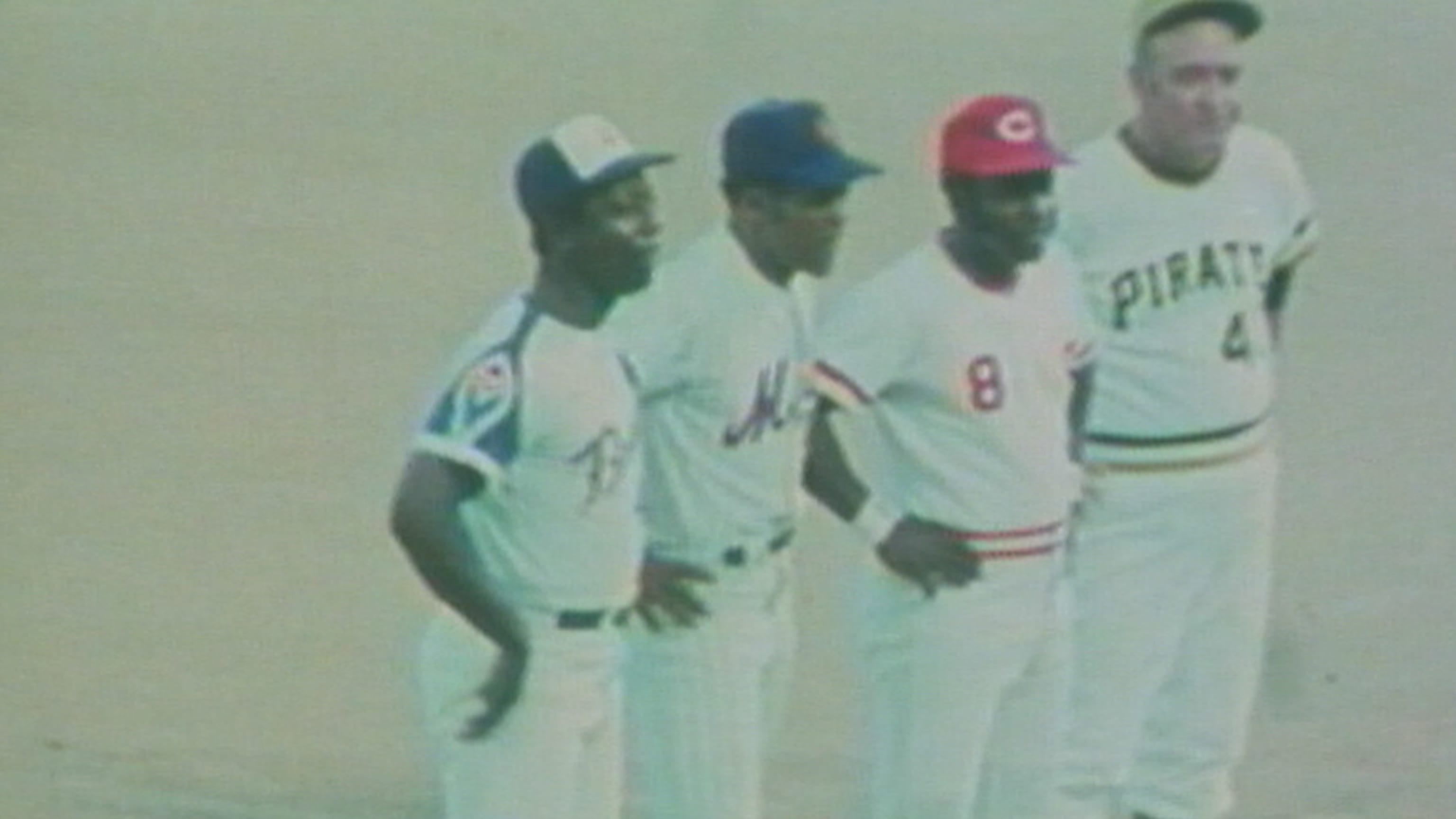 Hank Aaron, Willie Mays were friends, perhaps nearly teammates, image size:3072x1728