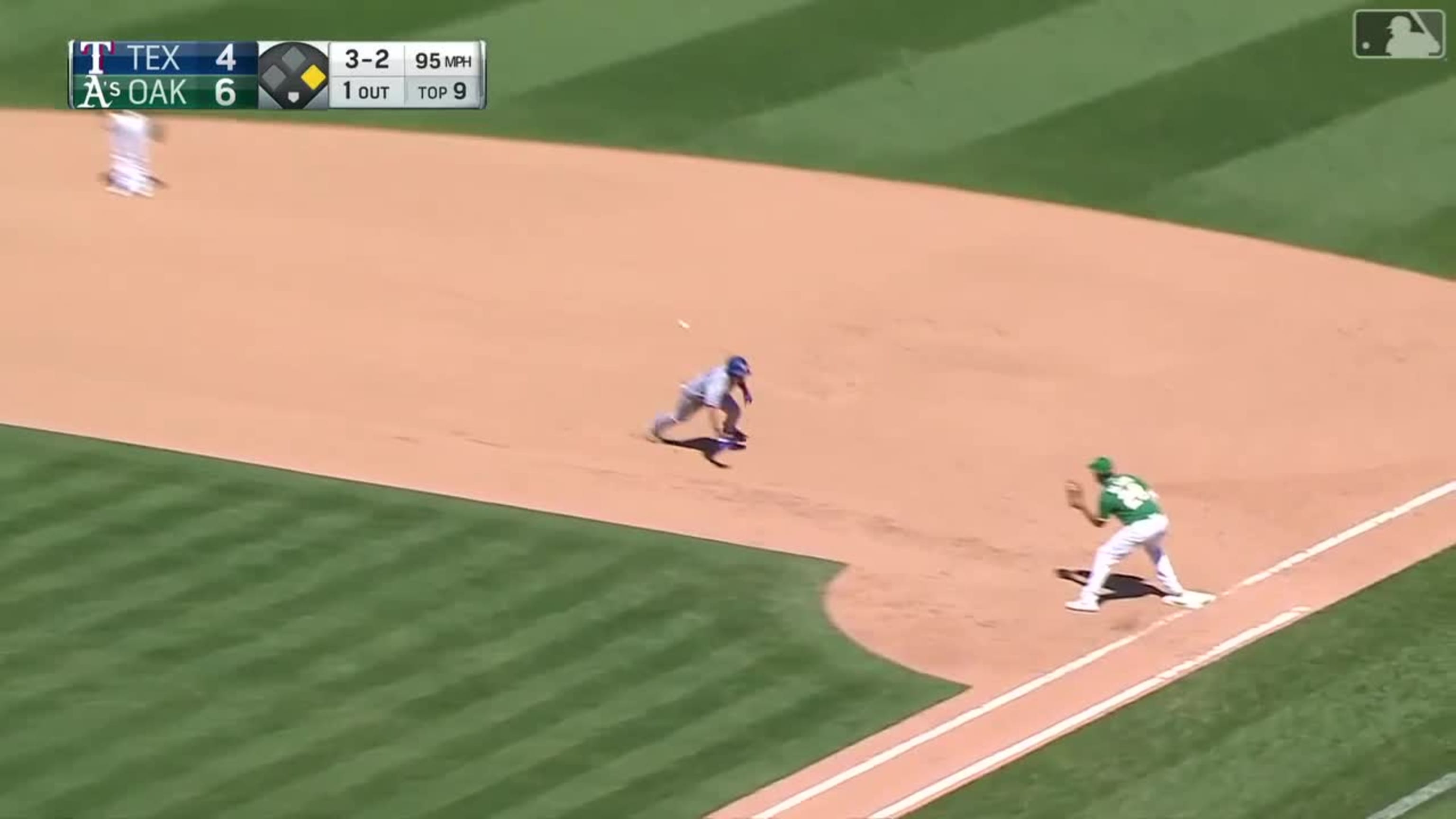 Semien turns game-ending double play
