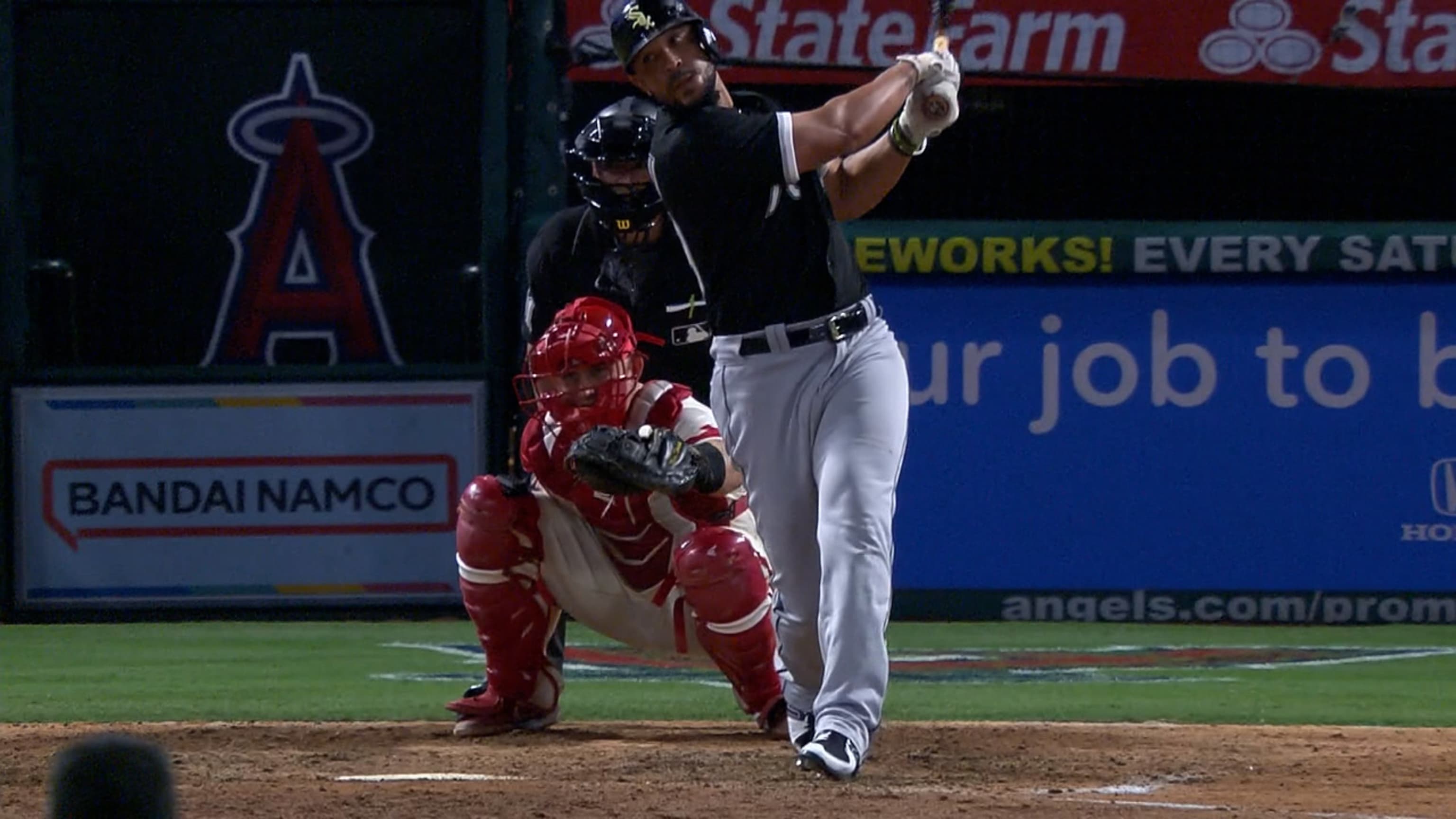 ANAHEIM, CA - JUNE 29: Chicago White Sox pitcher Michael Kopech (34)  pitching in the first inning of an MLB baseball game against the Los  Angeles Angels played on June 29, 2022