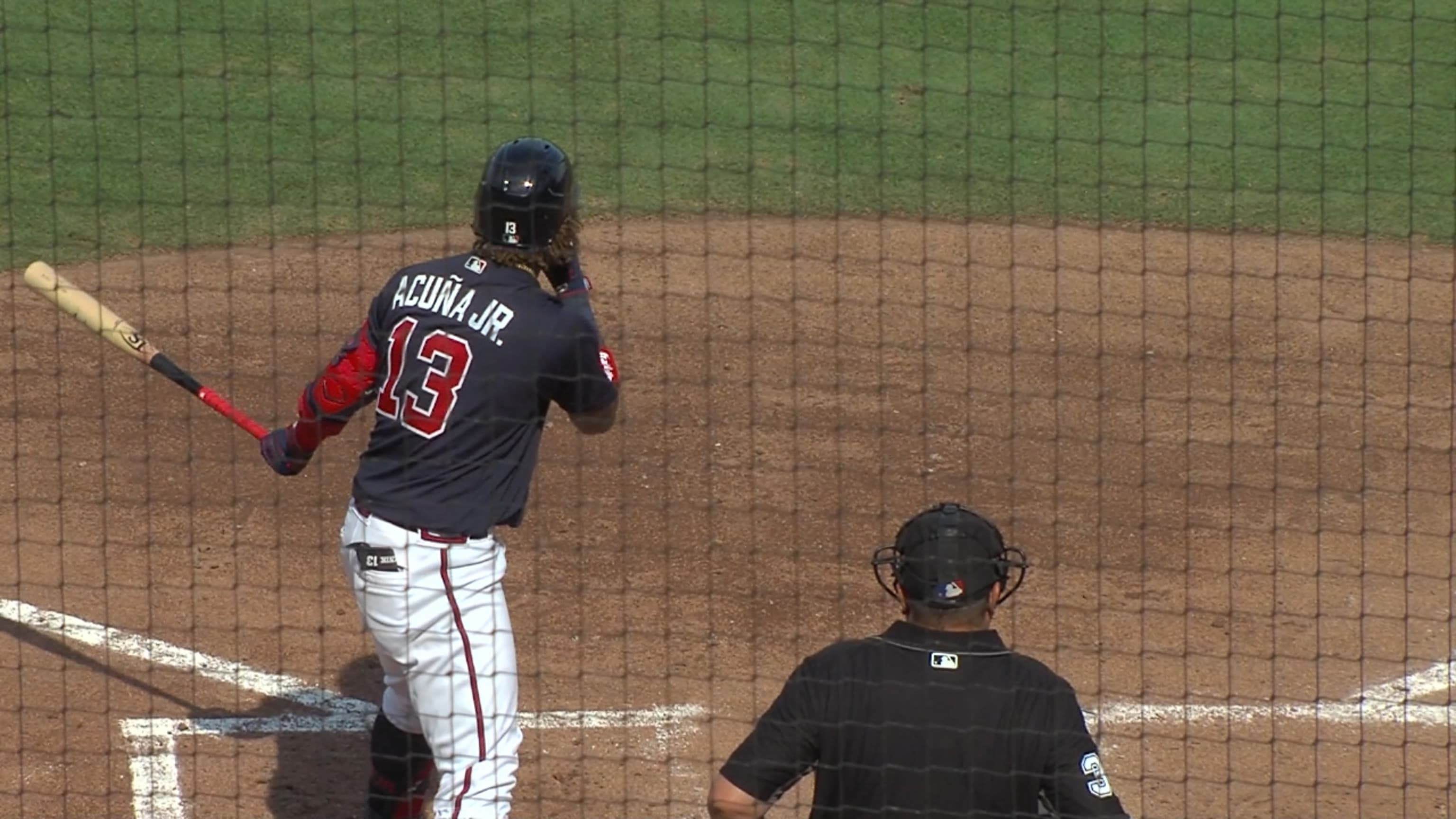 Ronald Acuña Jr. impulsa dos carreras