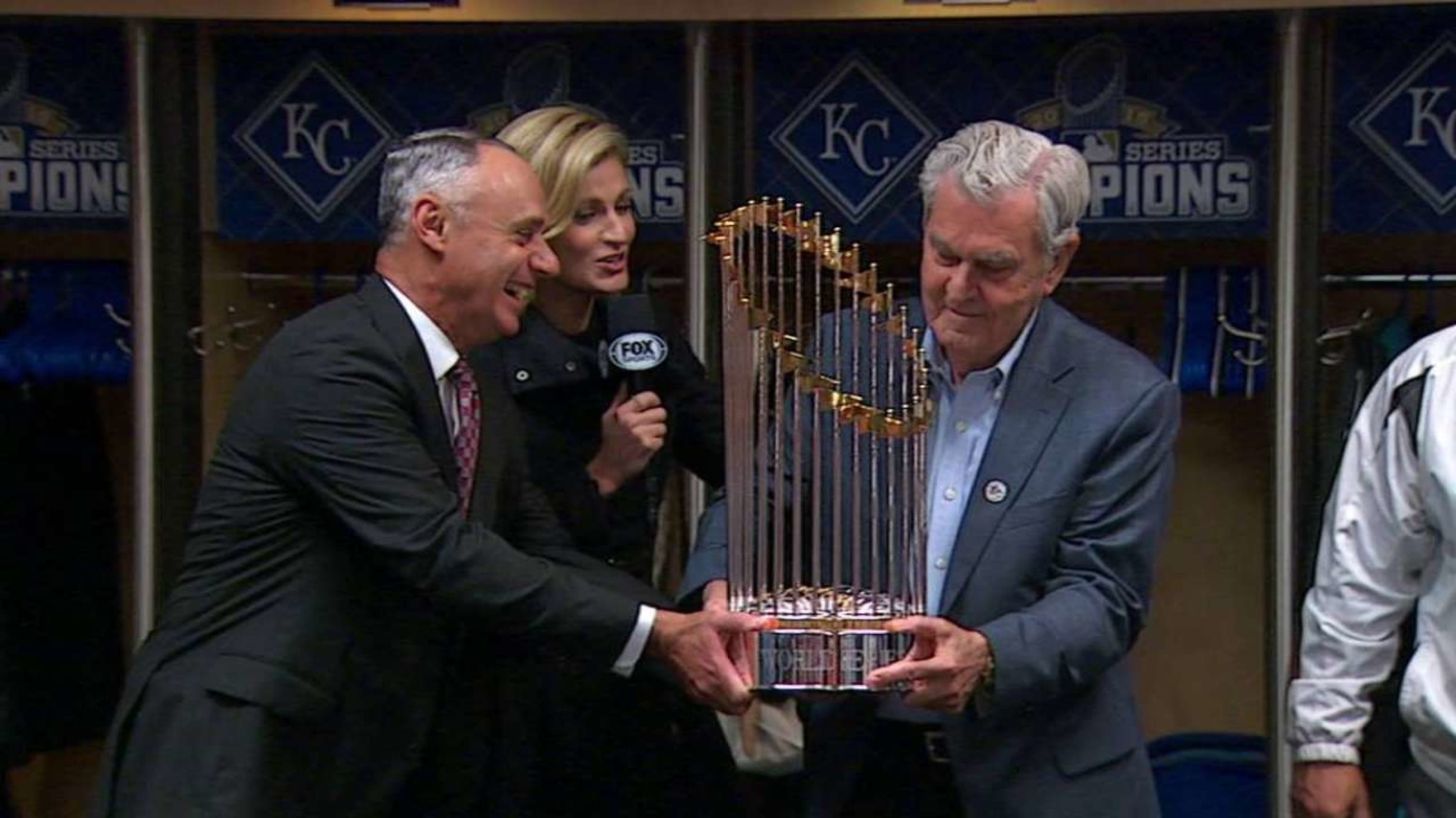 Davis K's Flores, Royals win World Series 