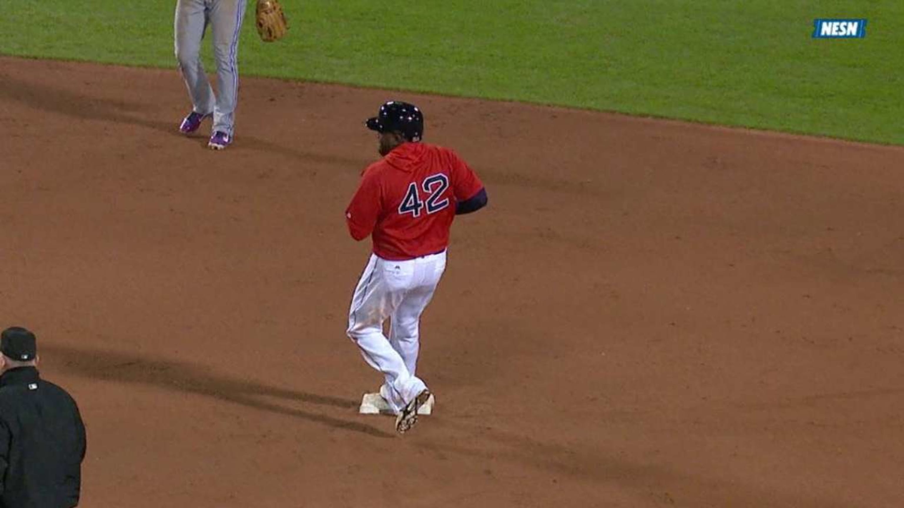 David Ortiz showed off his 40-year-old wheels and stole a base for