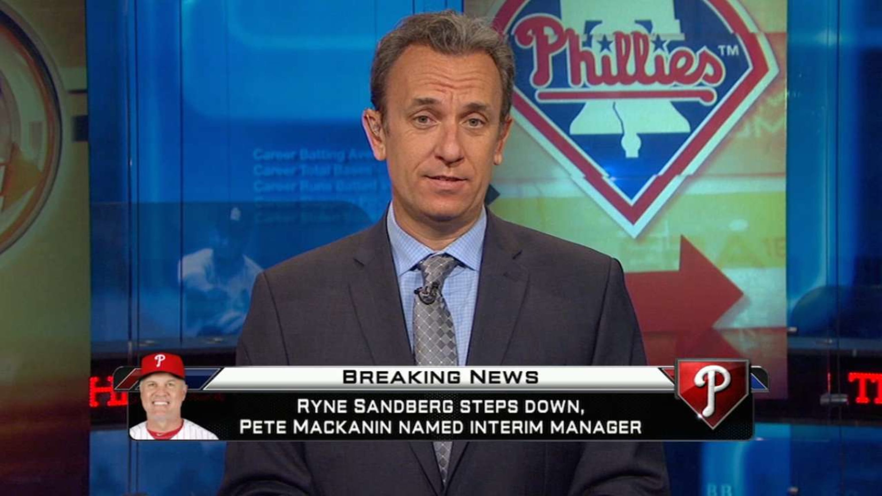 Ryne Sandberg resigns as Phillies manager