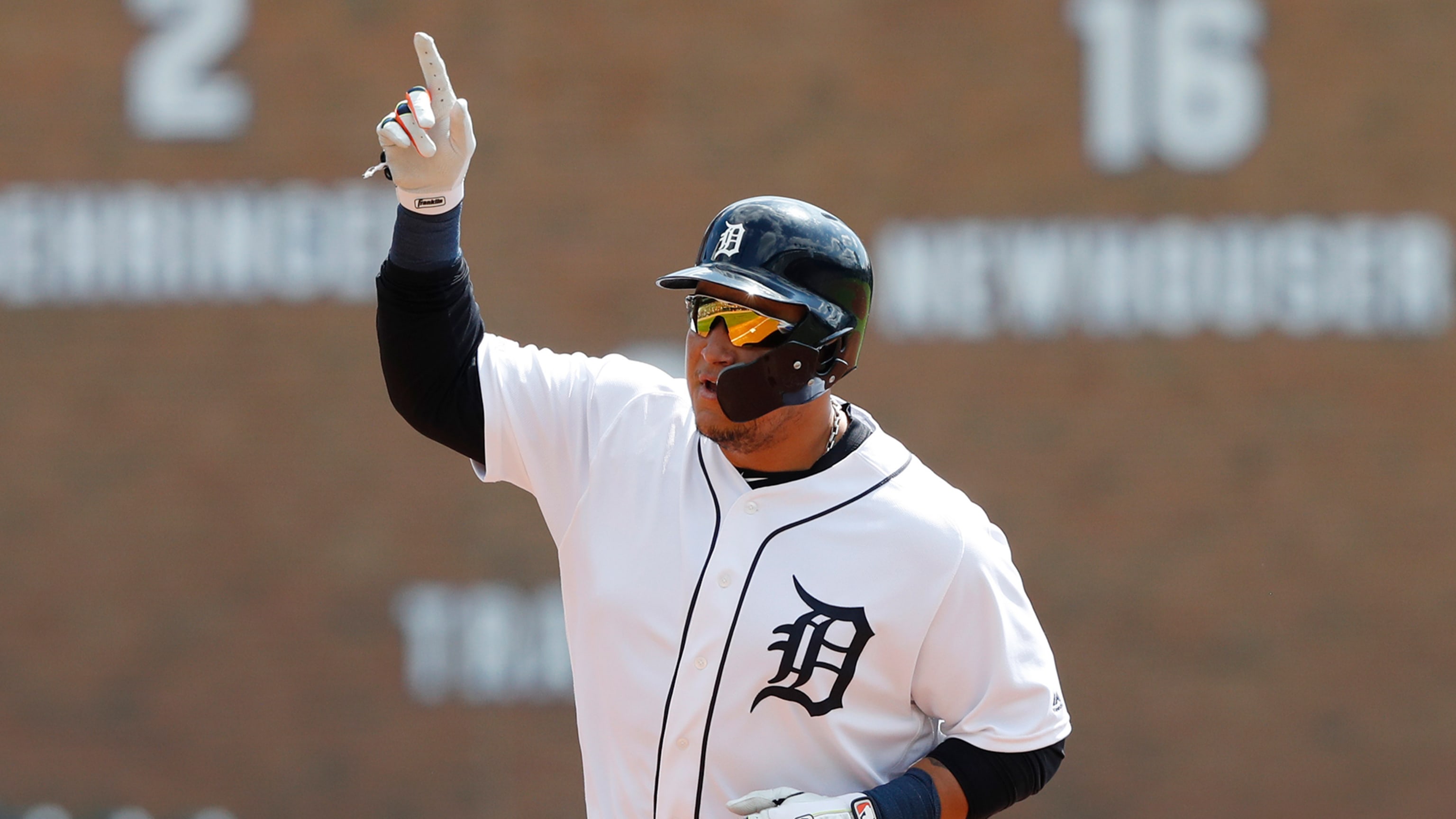 Leyendas: La Triple Corona de Miguel