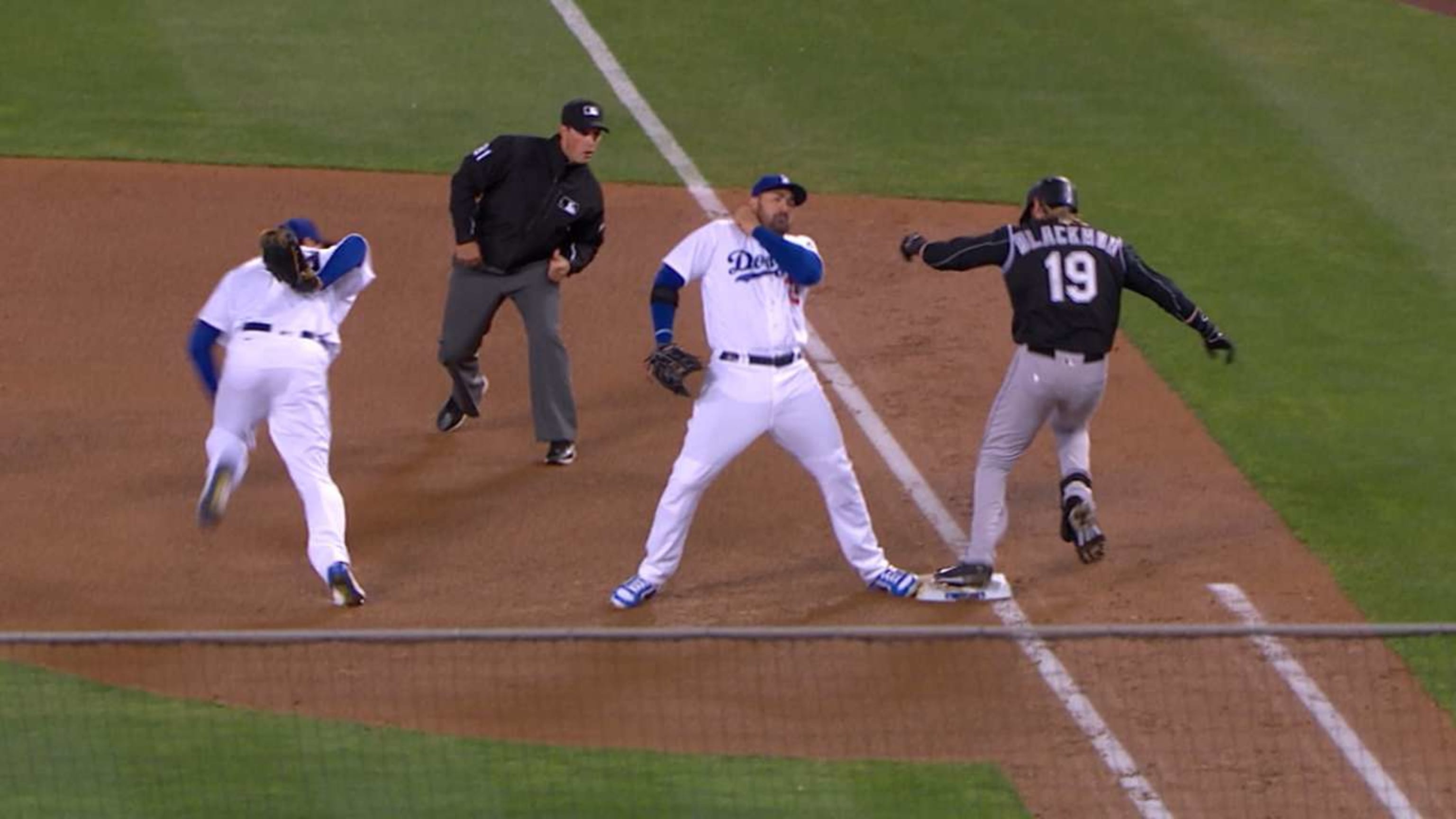 Dodgers Gonzalez Ryu Combine For Wild Out