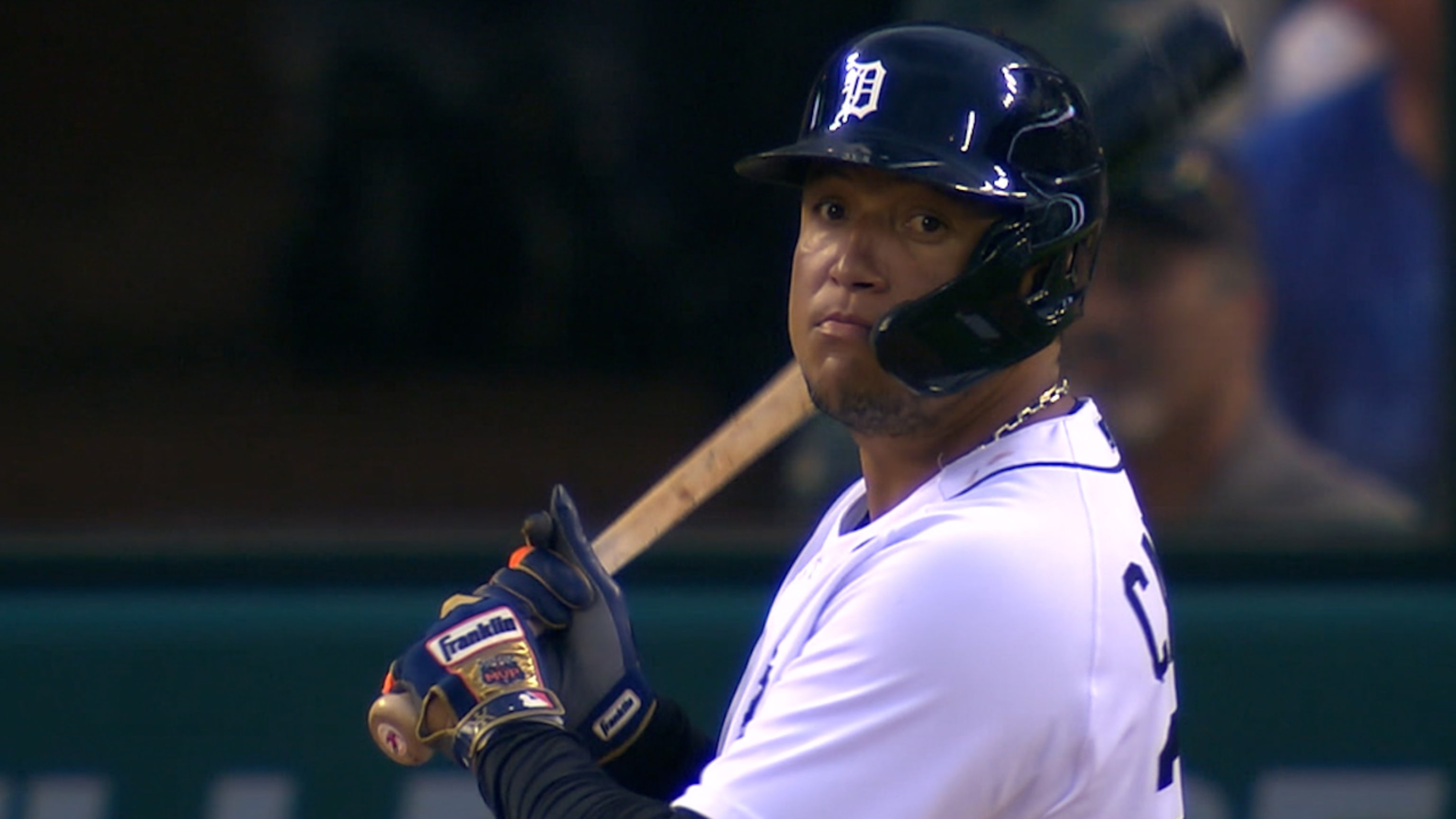 Miguel Cabrera impulsa 5 carreras