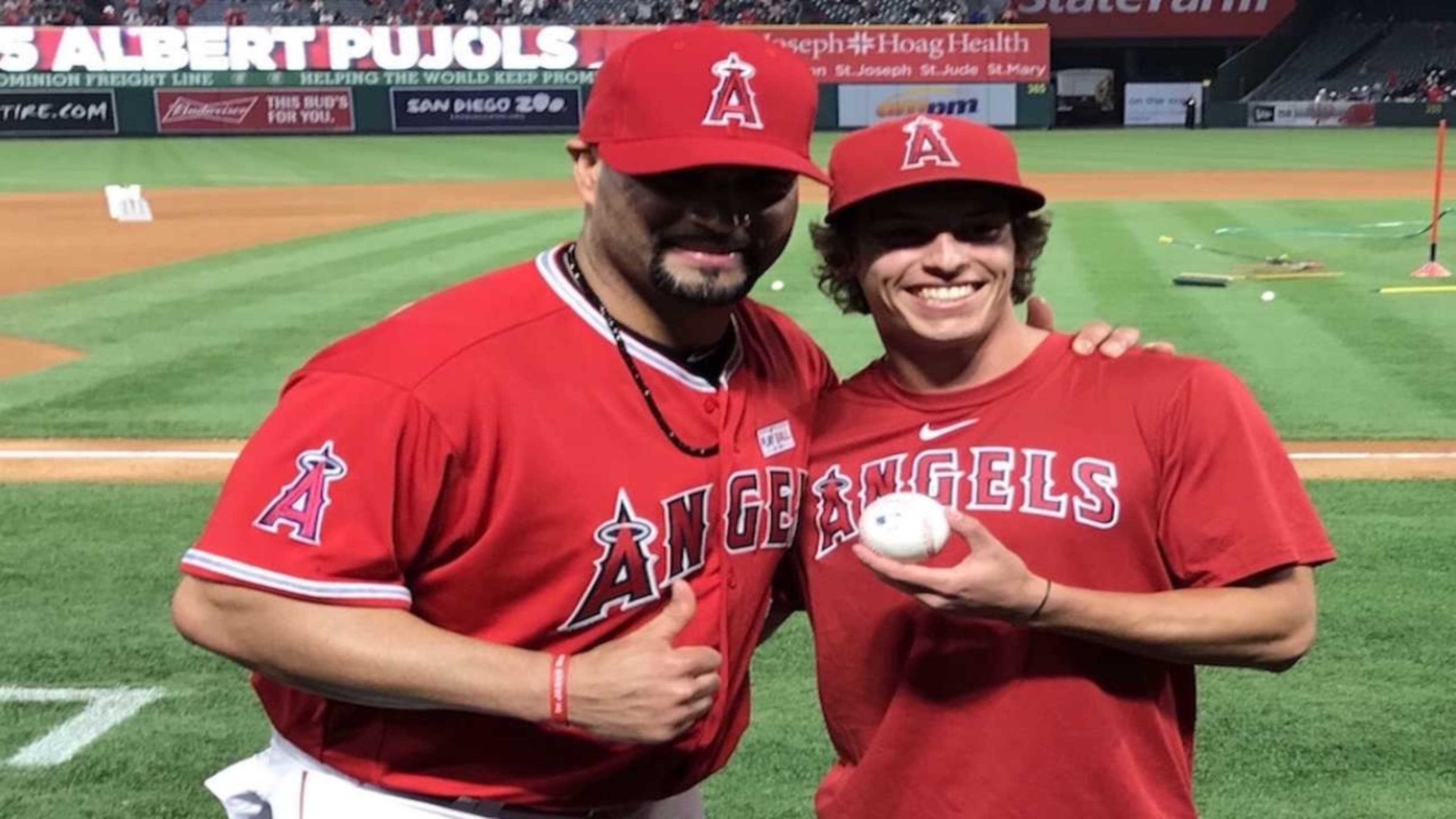 Albert Pujols HR against Dodgers puts him past Ken Griffey Jr. in records