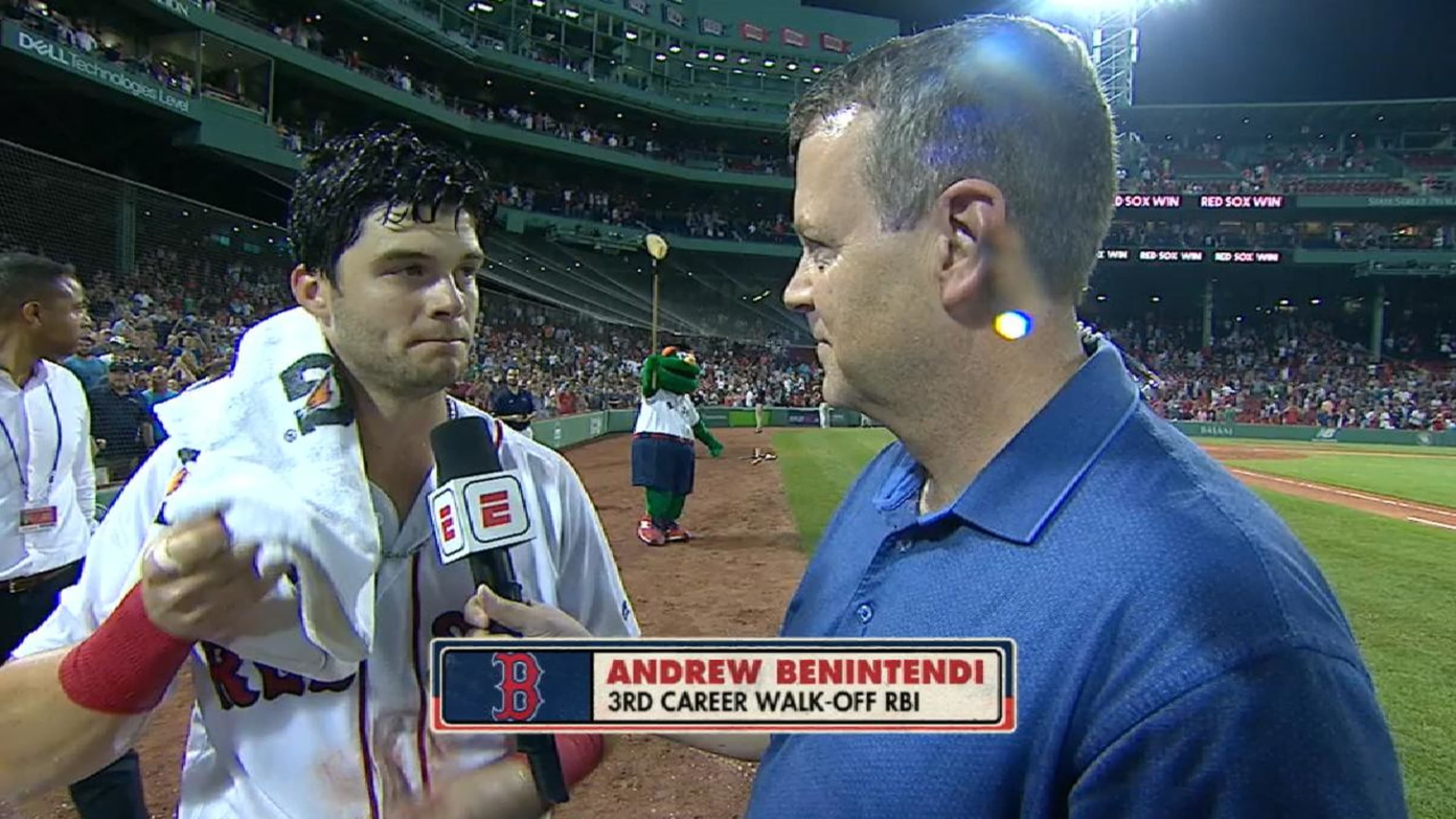 Andrew Benintendi saves a home run early and finishes with walkoff single  in 10th for White Sox - The Boston Globe