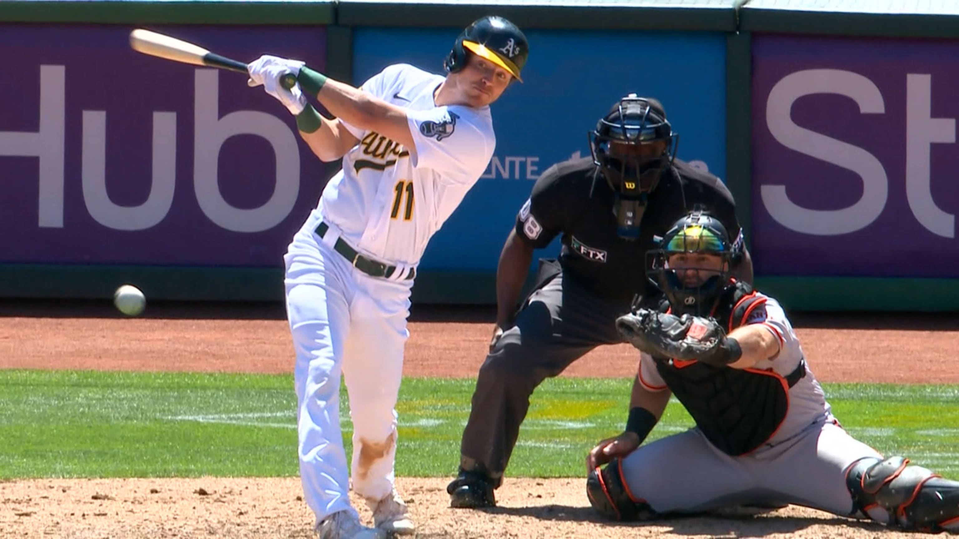 Seth Brown's two-run single, 05/08/2022