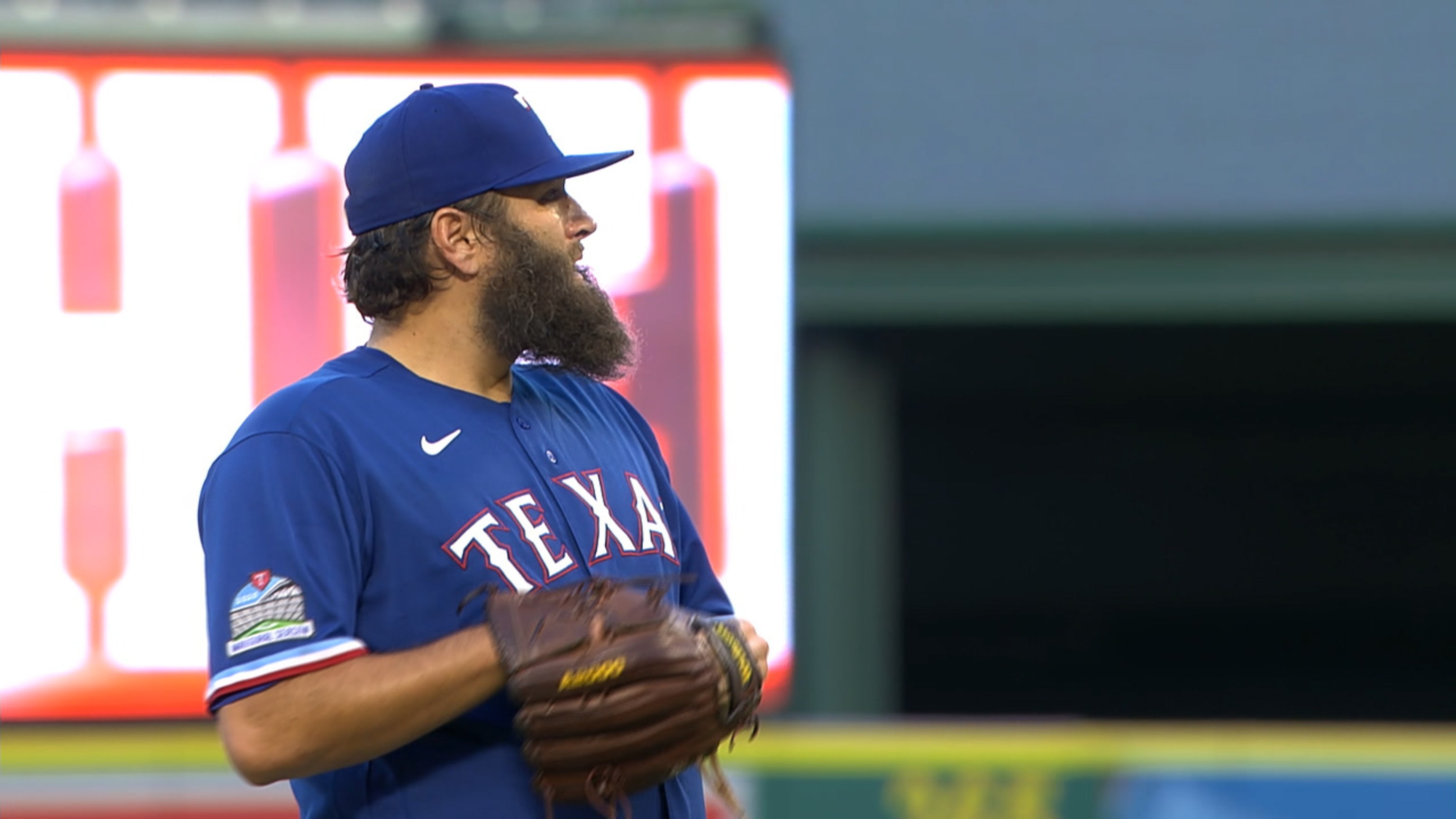 Lynn tira 7 innings de 3 carreras