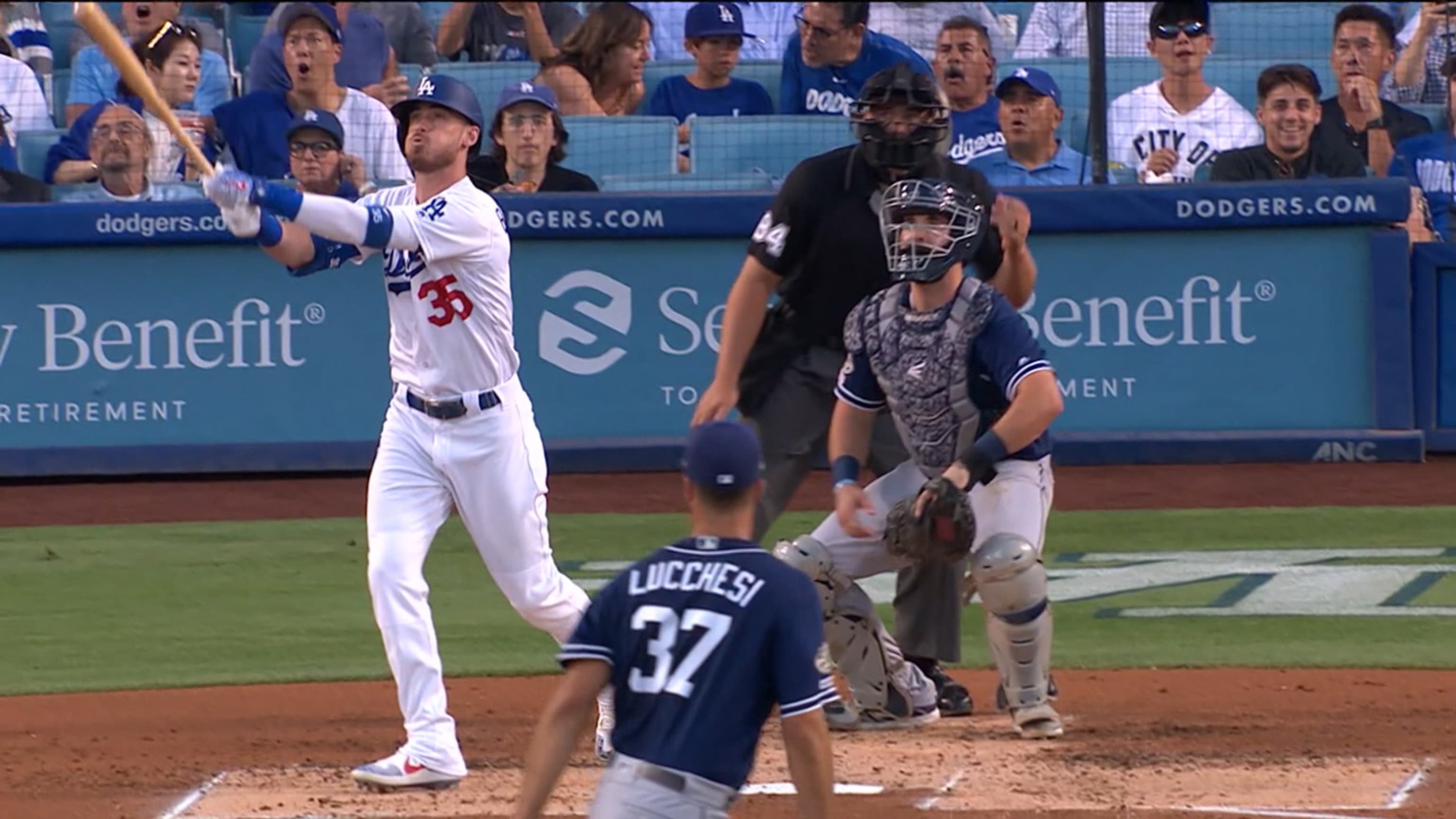 Will Smith's first grand slam powers Dodgers