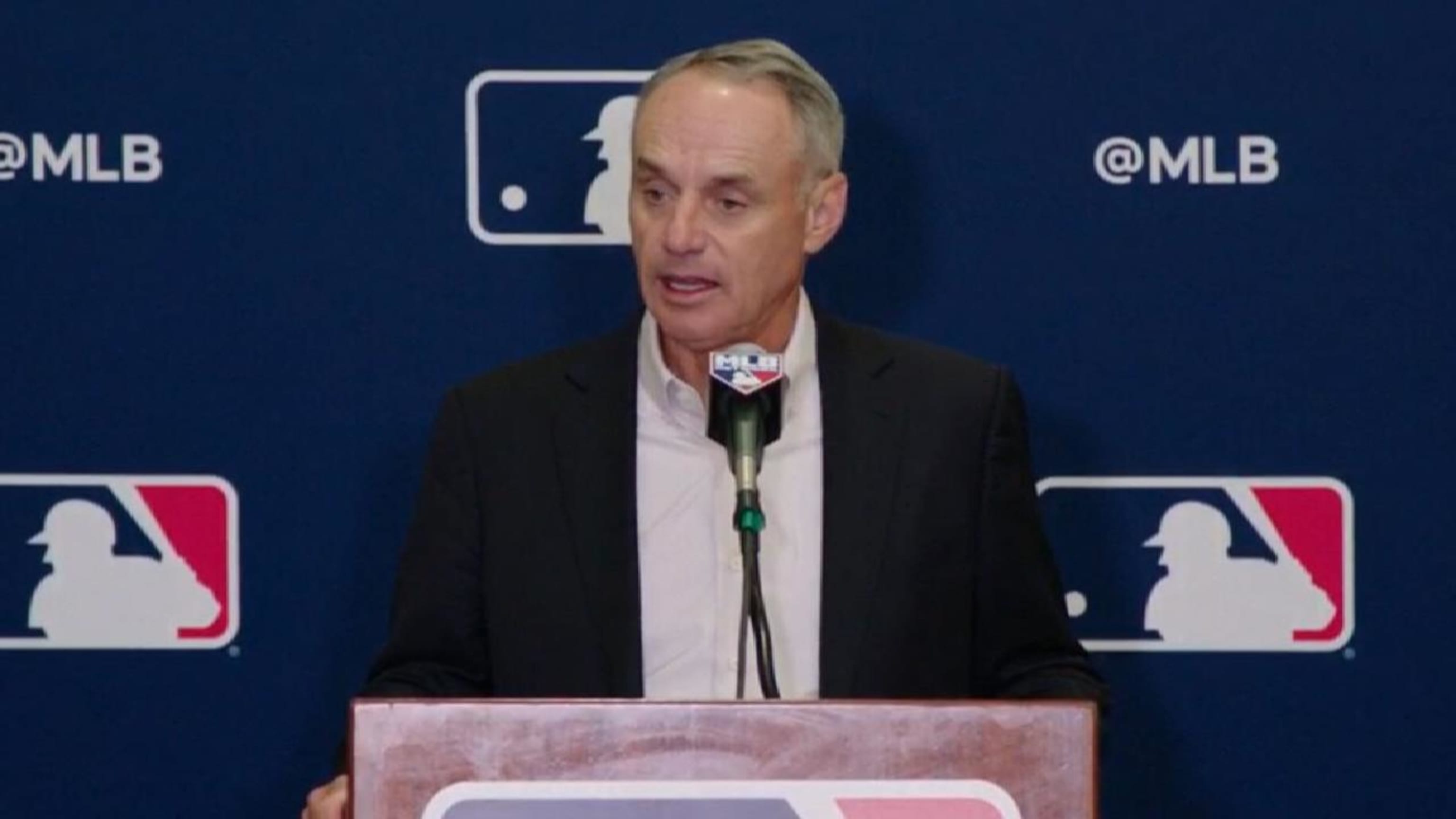 Despite Manny Machado deal, MLBPA chief hints at collusion concerns