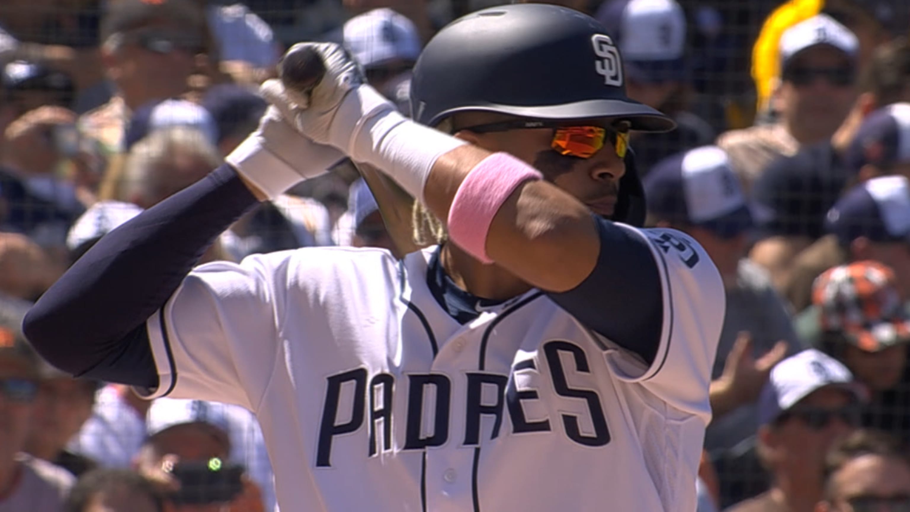 Tatis se estrena con hit