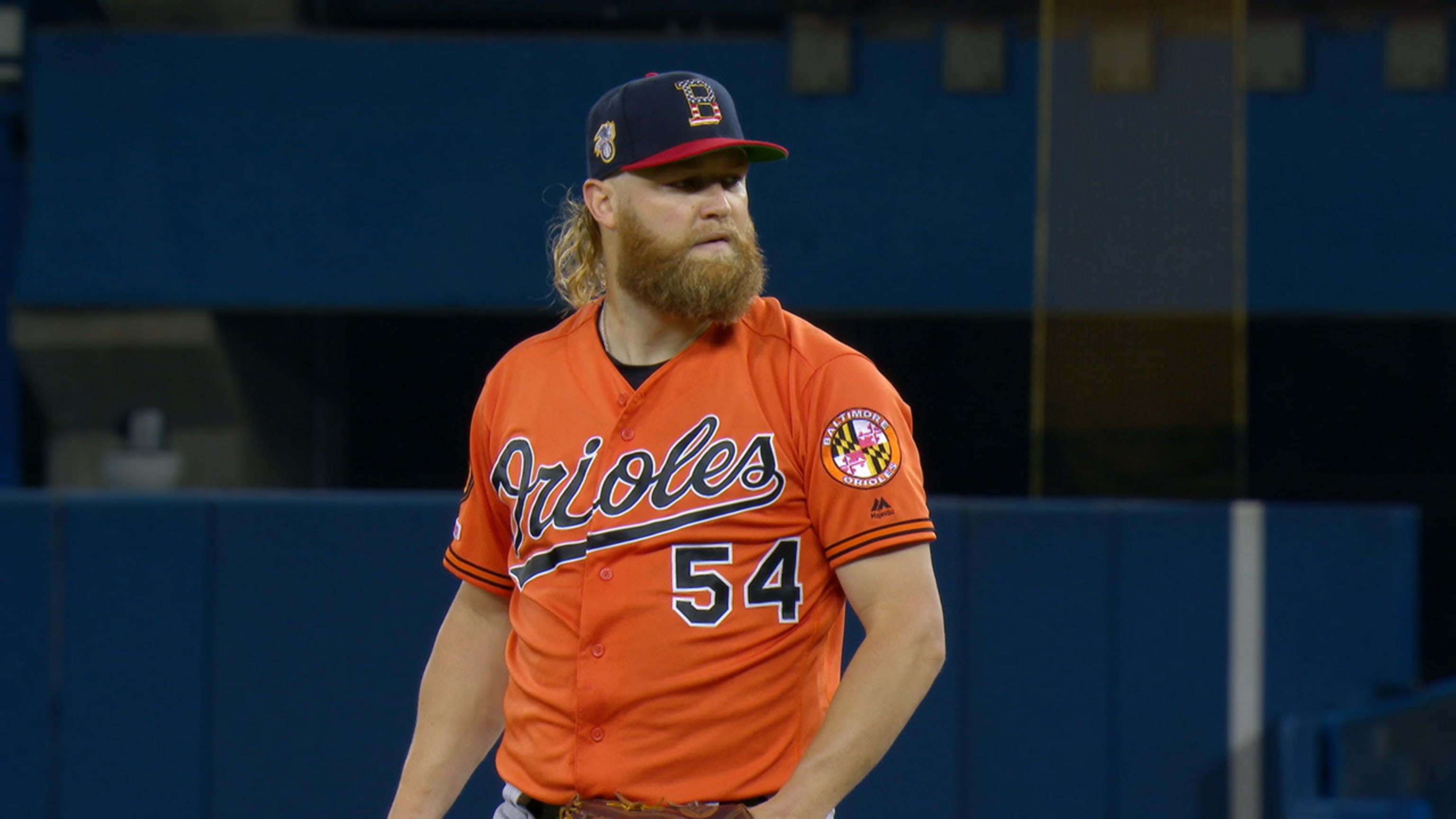 Red Sox add starting pitcher Andrew Cashner in trade with division