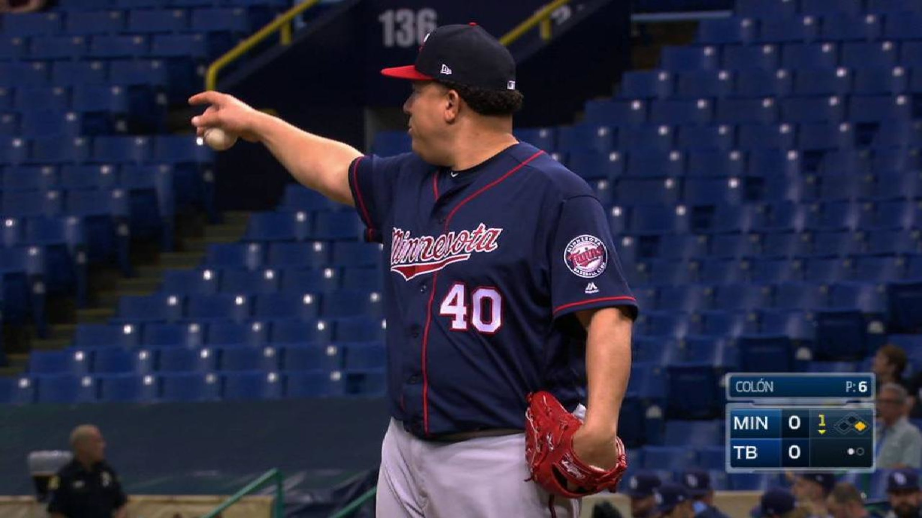 Colon strikes out Dickerson